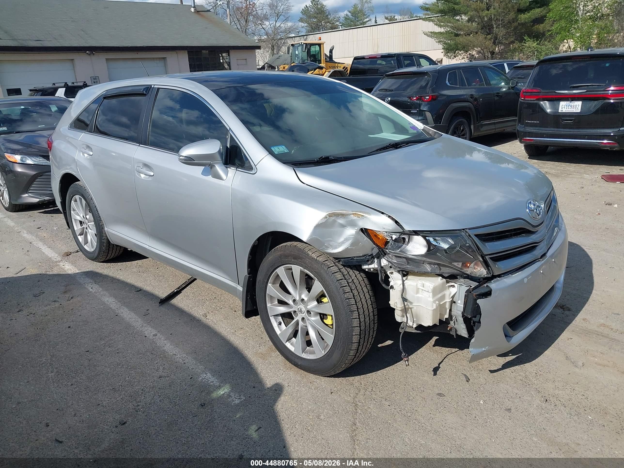 2013 Toyota Venza Le Silver vin: 4T3BA3BB7DU039403
