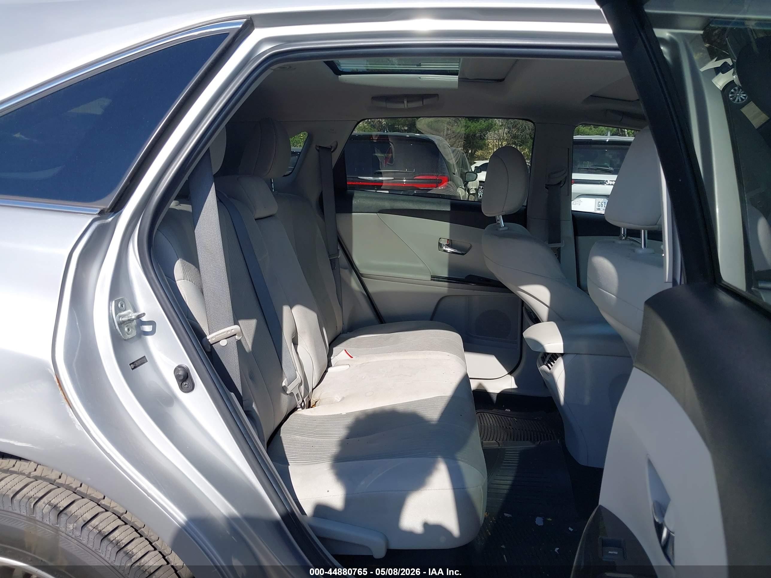 2013 Toyota Venza Le Silver vin: 4T3BA3BB7DU039403