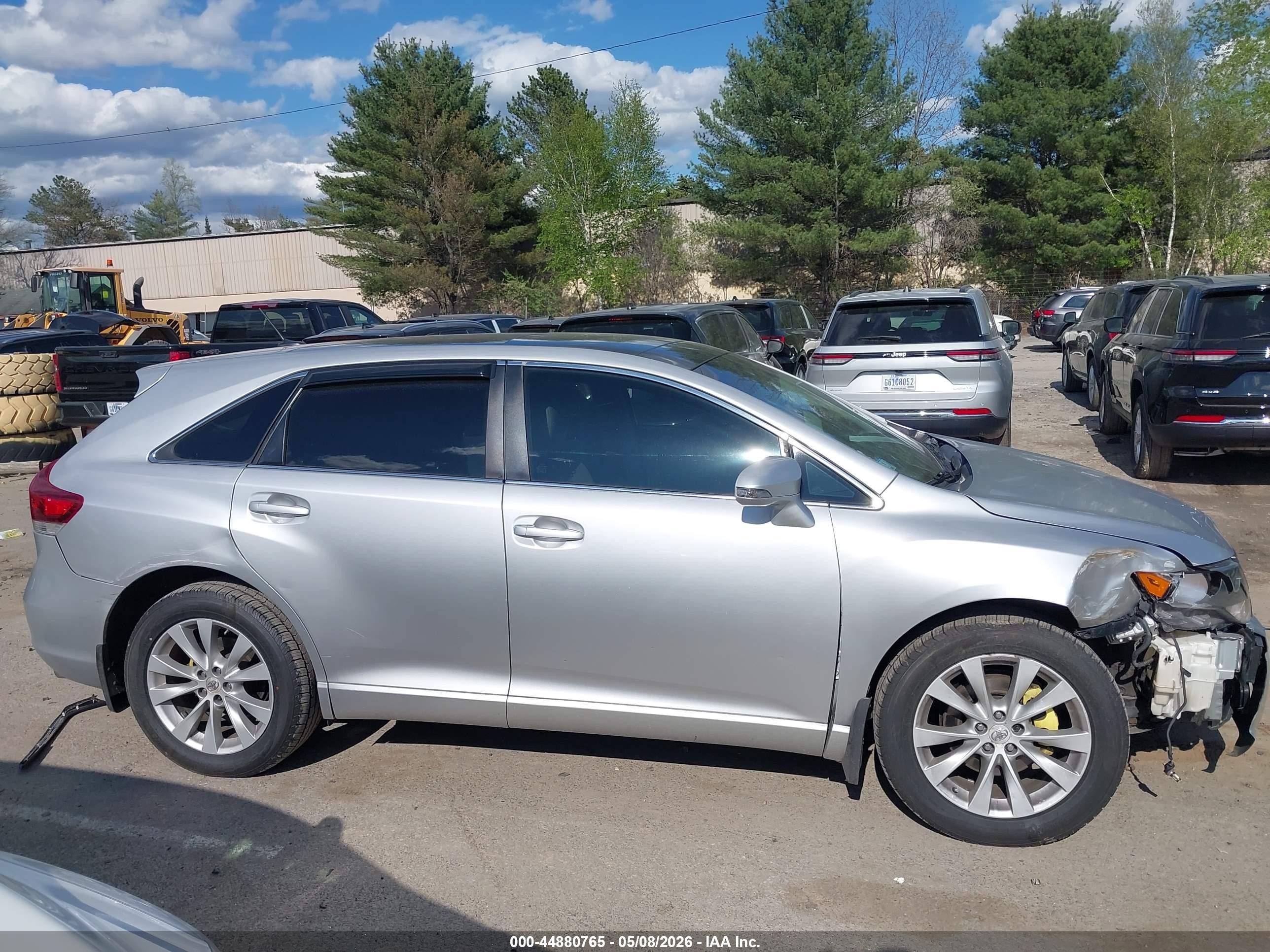 2013 Toyota Venza Le Silver vin: 4T3BA3BB7DU039403