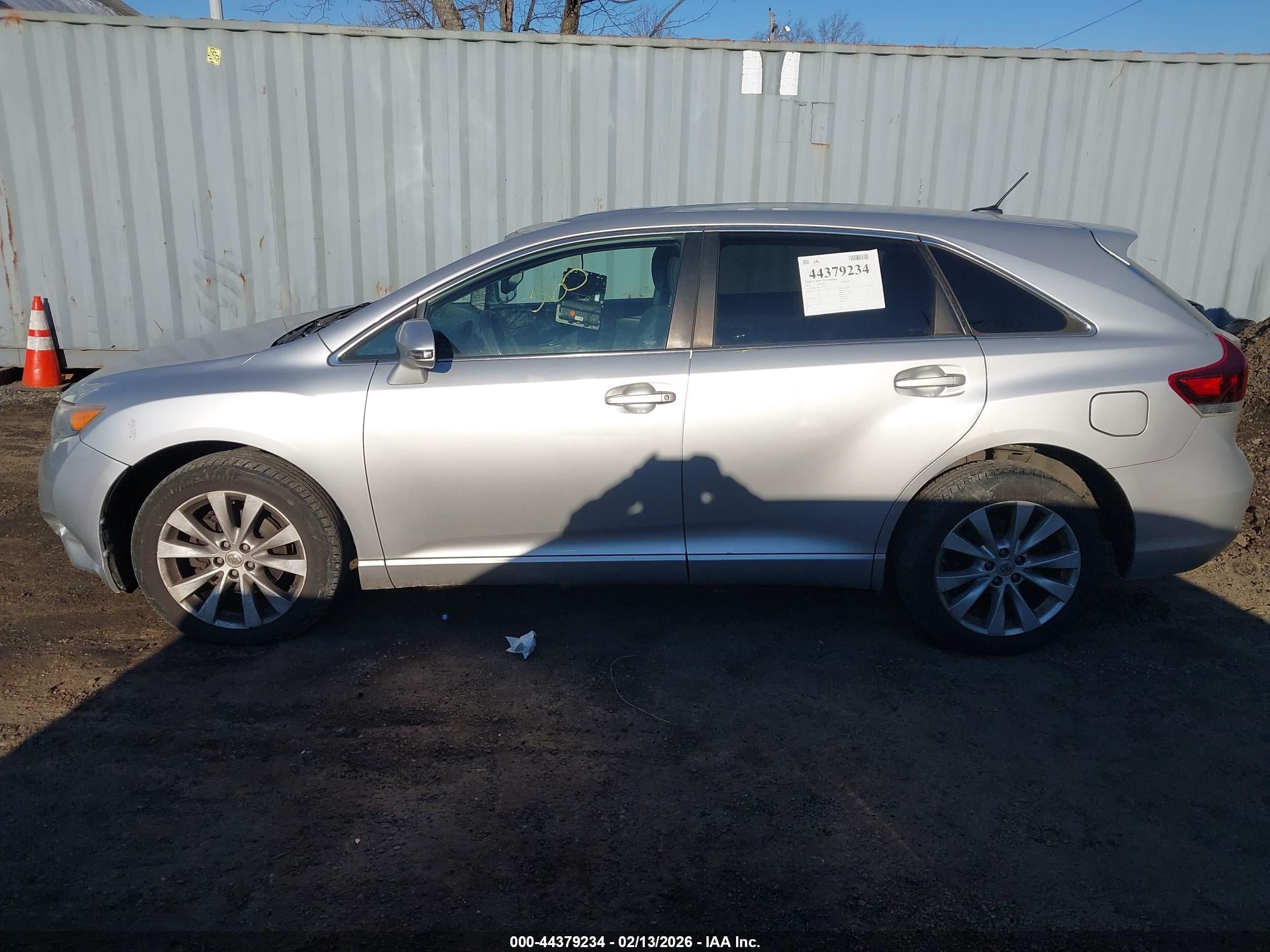 2013 Toyota Venza Le Silver vin: 4T3BA3BB7DU043712