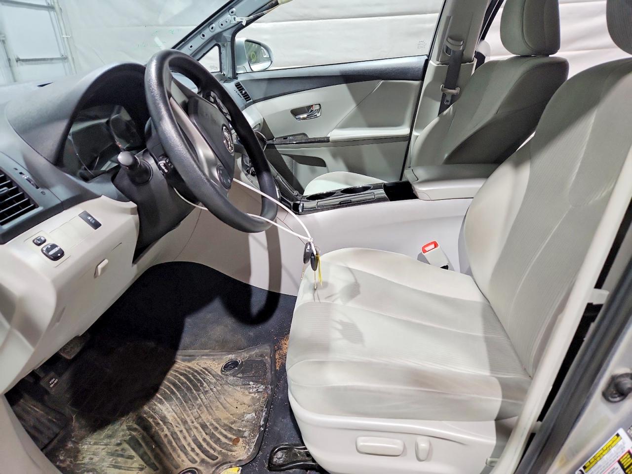 2015 Toyota Venza Le Silver vin: 4T3BA3BB7FU075997