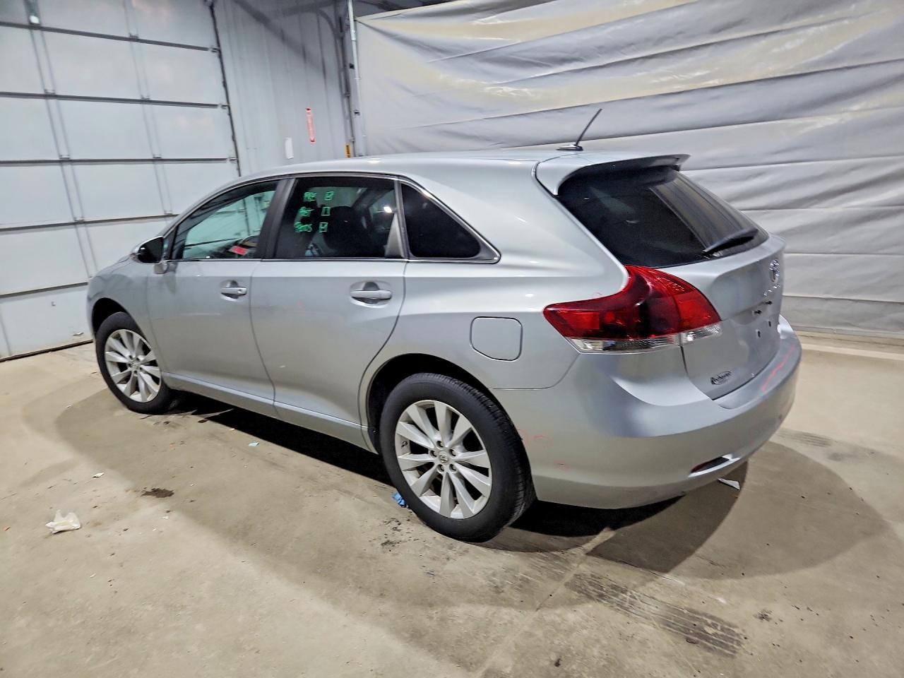 2015 Toyota Venza Le Silver vin: 4T3BA3BB7FU075997