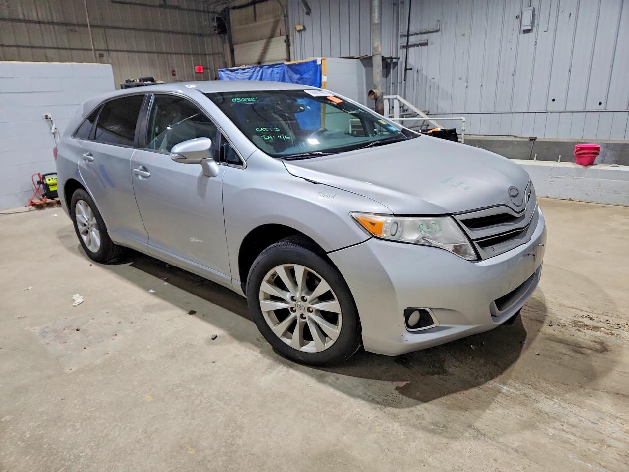 2015 Toyota Venza Le Silver vin: 4T3BA3BB7FU075997