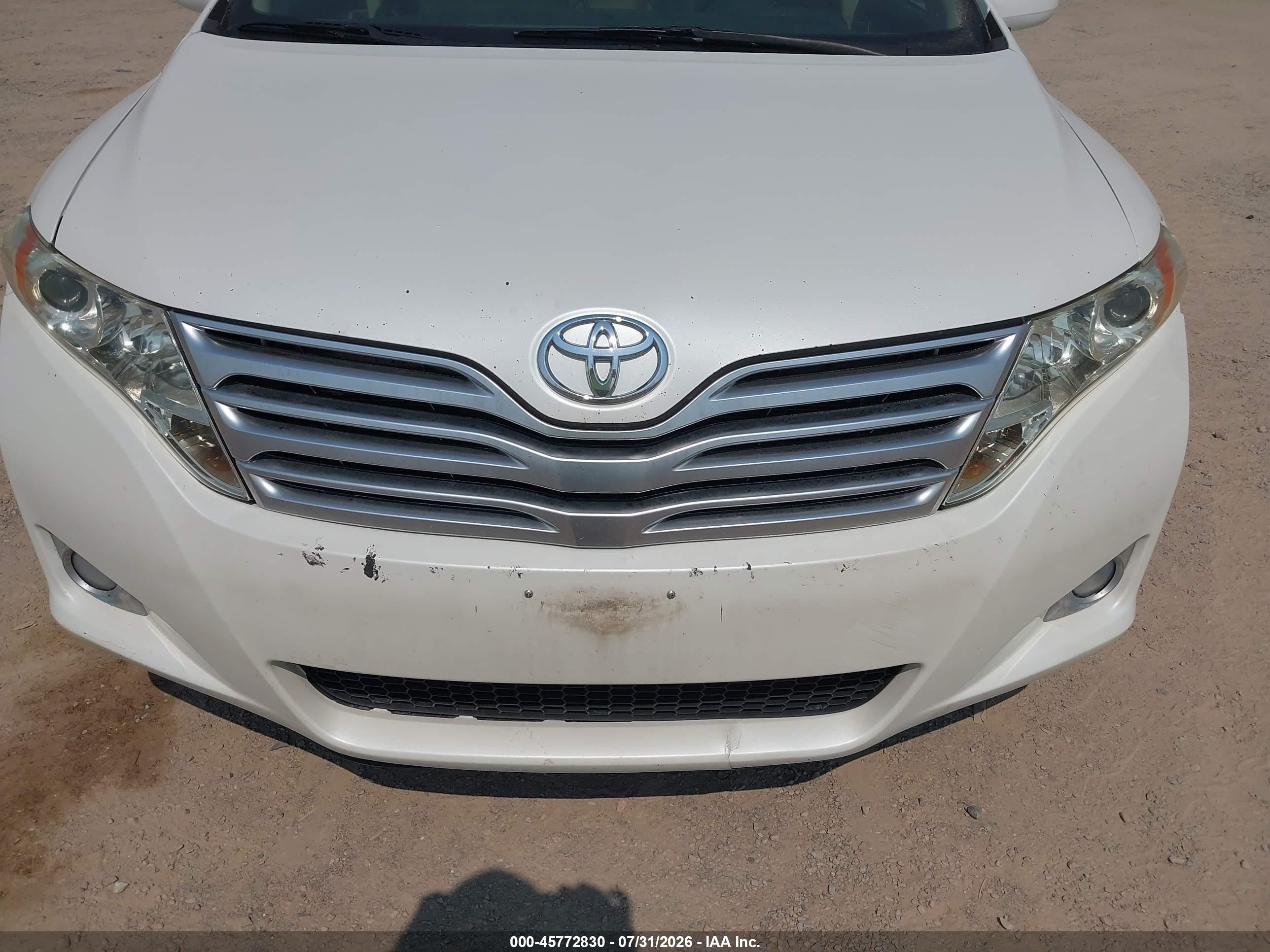 2010 Toyota Venza   White vin: 4T3BA3BB8AU018863