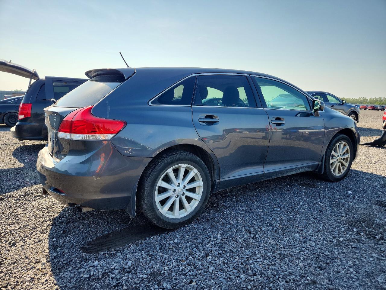 2012 Toyota Venza Le Gray vin: 4T3BA3BB8CU032197