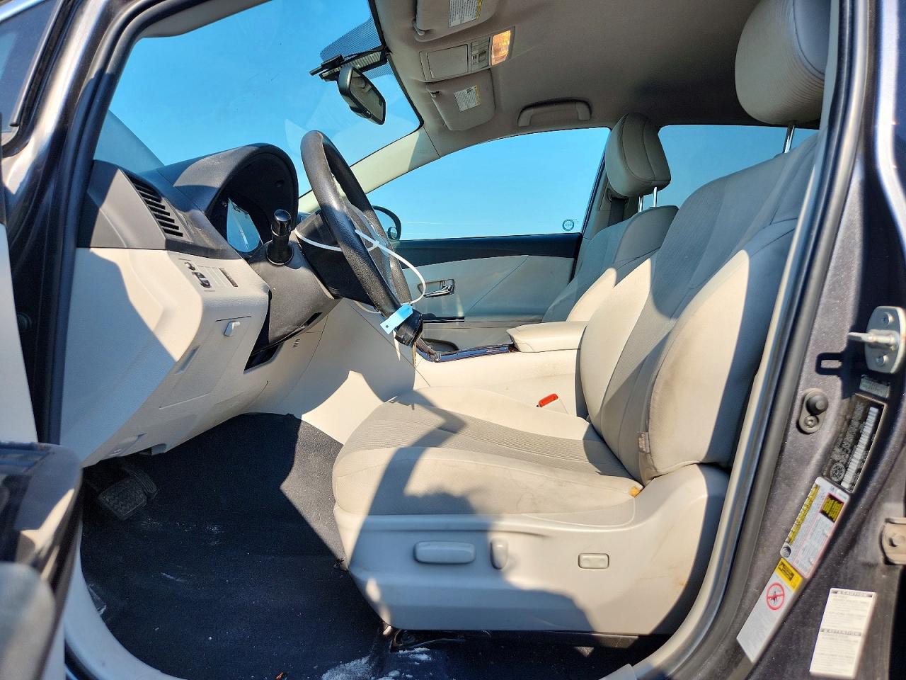 2012 Toyota Venza Le Gray vin: 4T3BA3BB8CU032197
