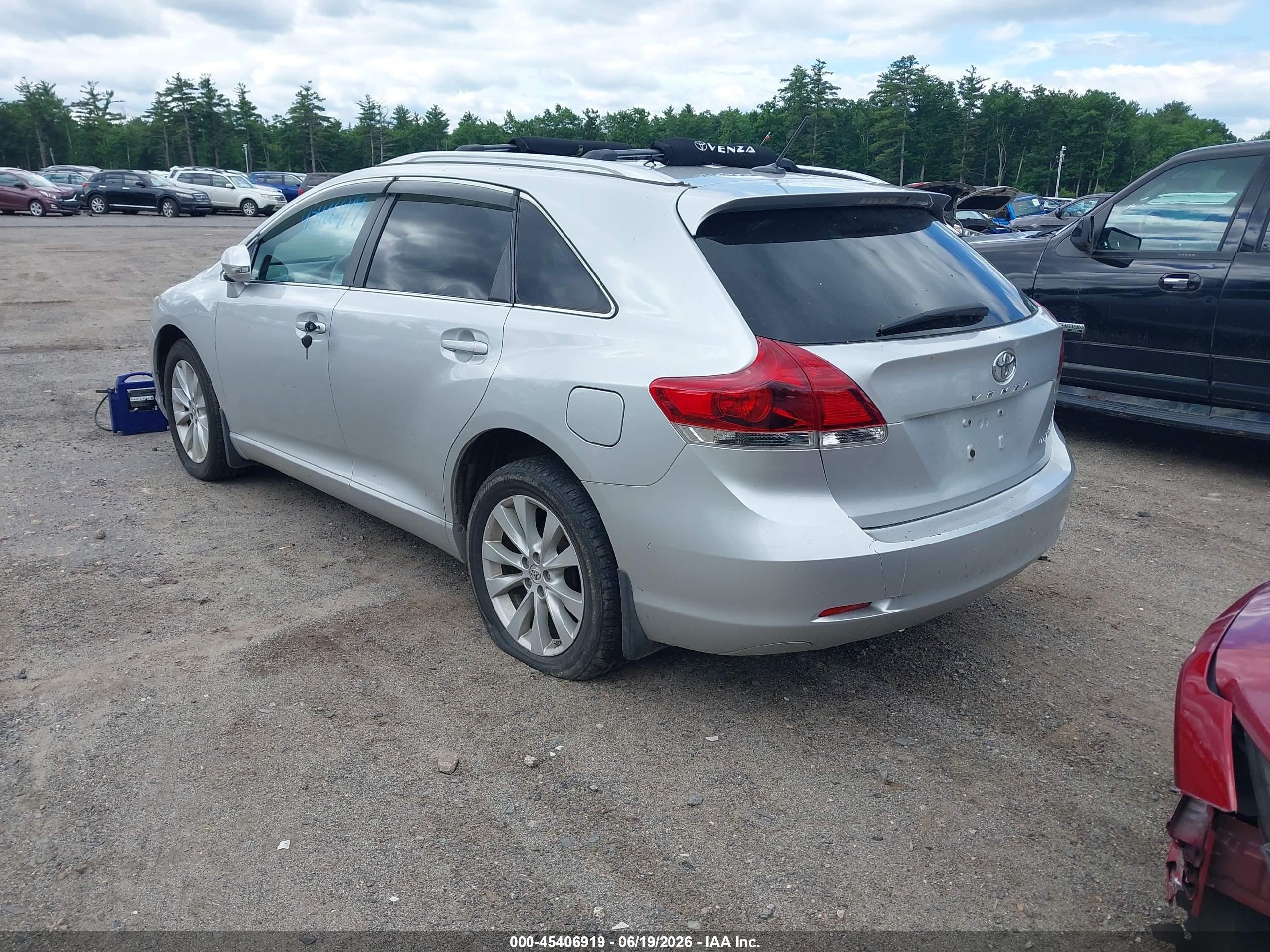 2013 Toyota Venza Le Silver vin: 4T3BA3BB8DU035974