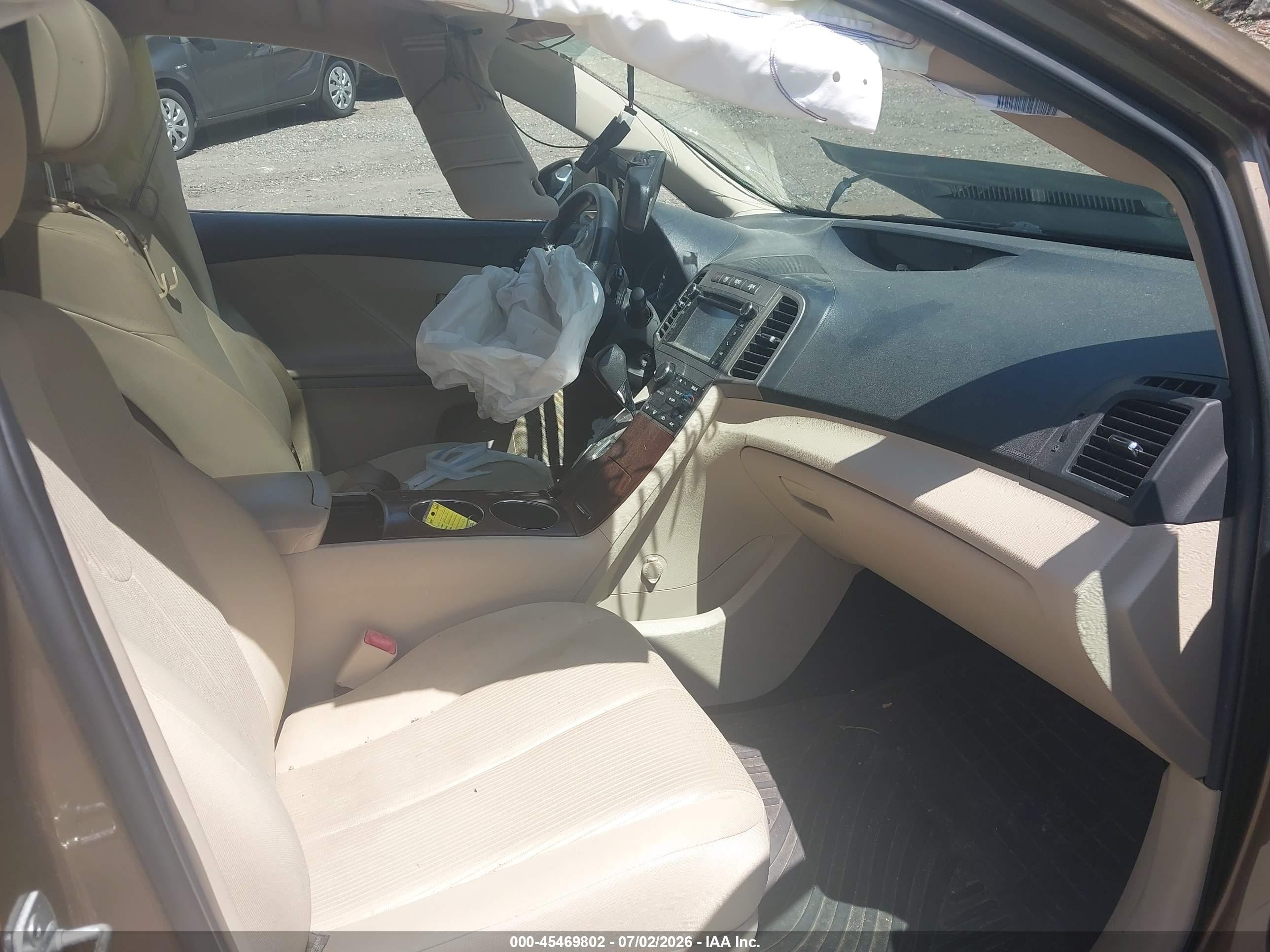 2013 Toyota Venza Le Gold vin: 4T3BA3BB8DU036722