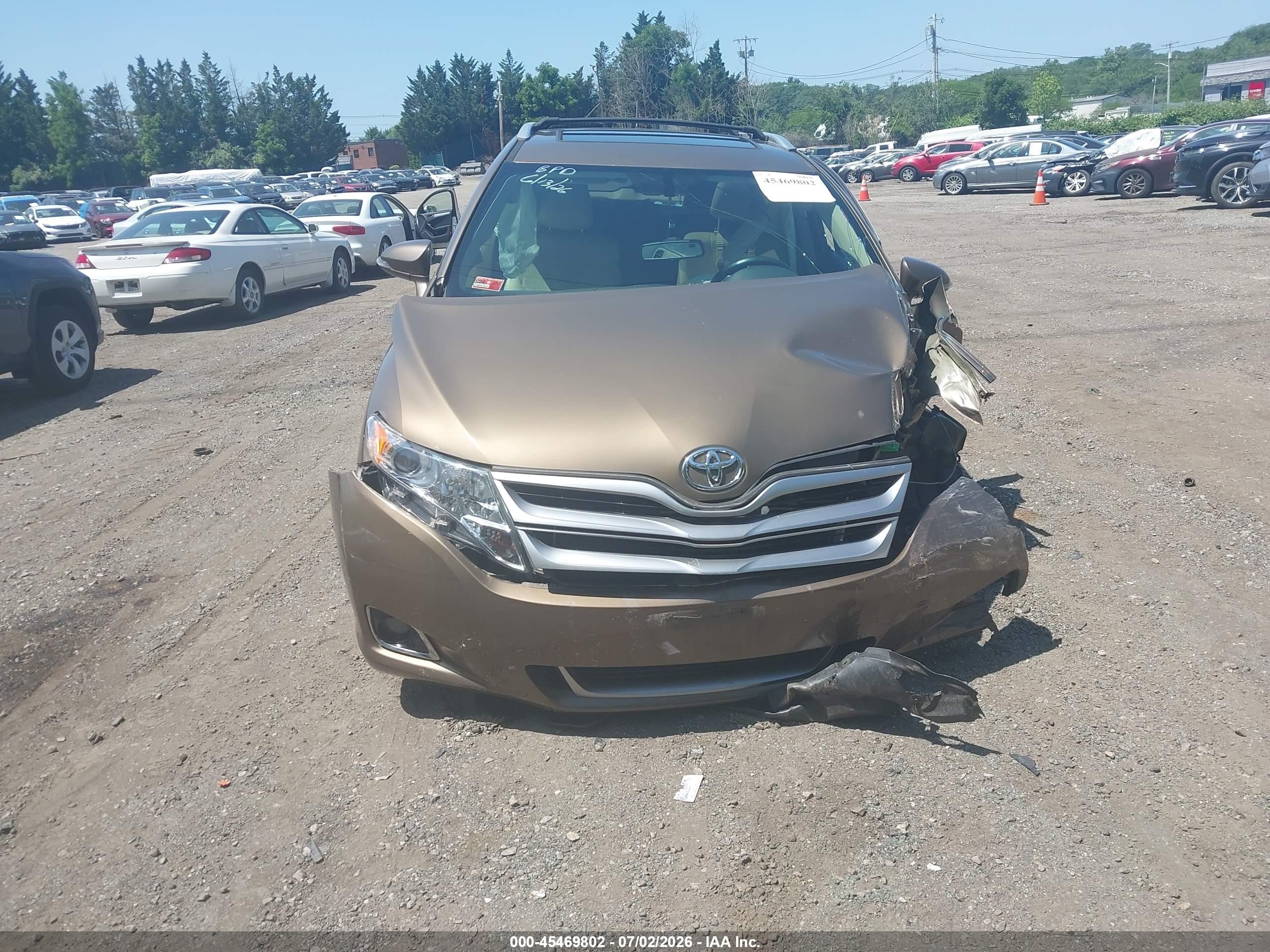2013 Toyota Venza Le Gold vin: 4T3BA3BB8DU036722