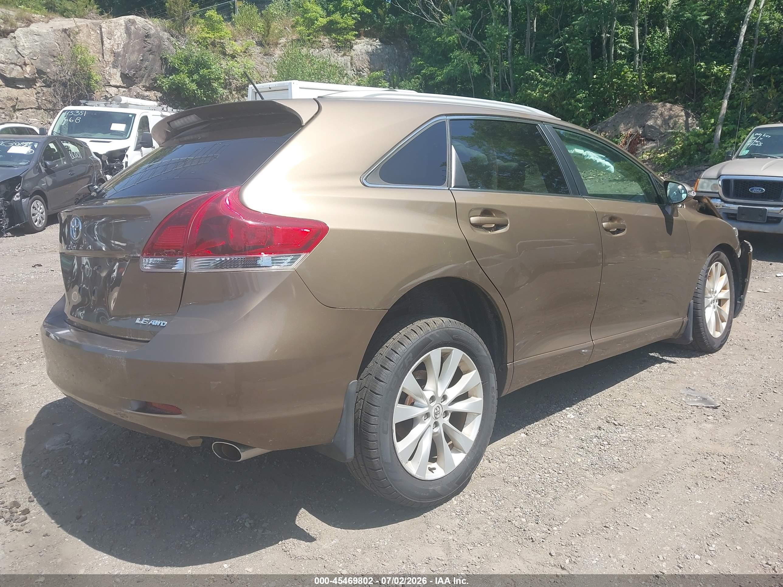 2013 Toyota Venza Le Gold vin: 4T3BA3BB8DU036722