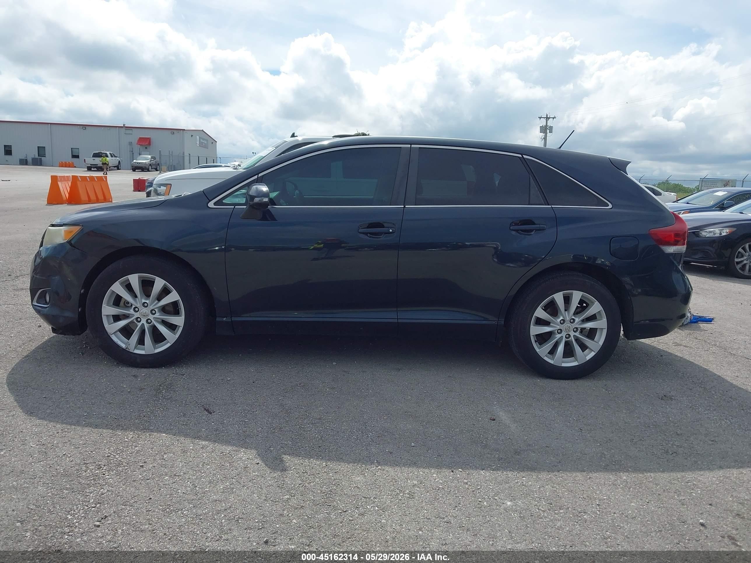 2013 Toyota Venza Le Синий vin: 4T3BA3BB8DU048773