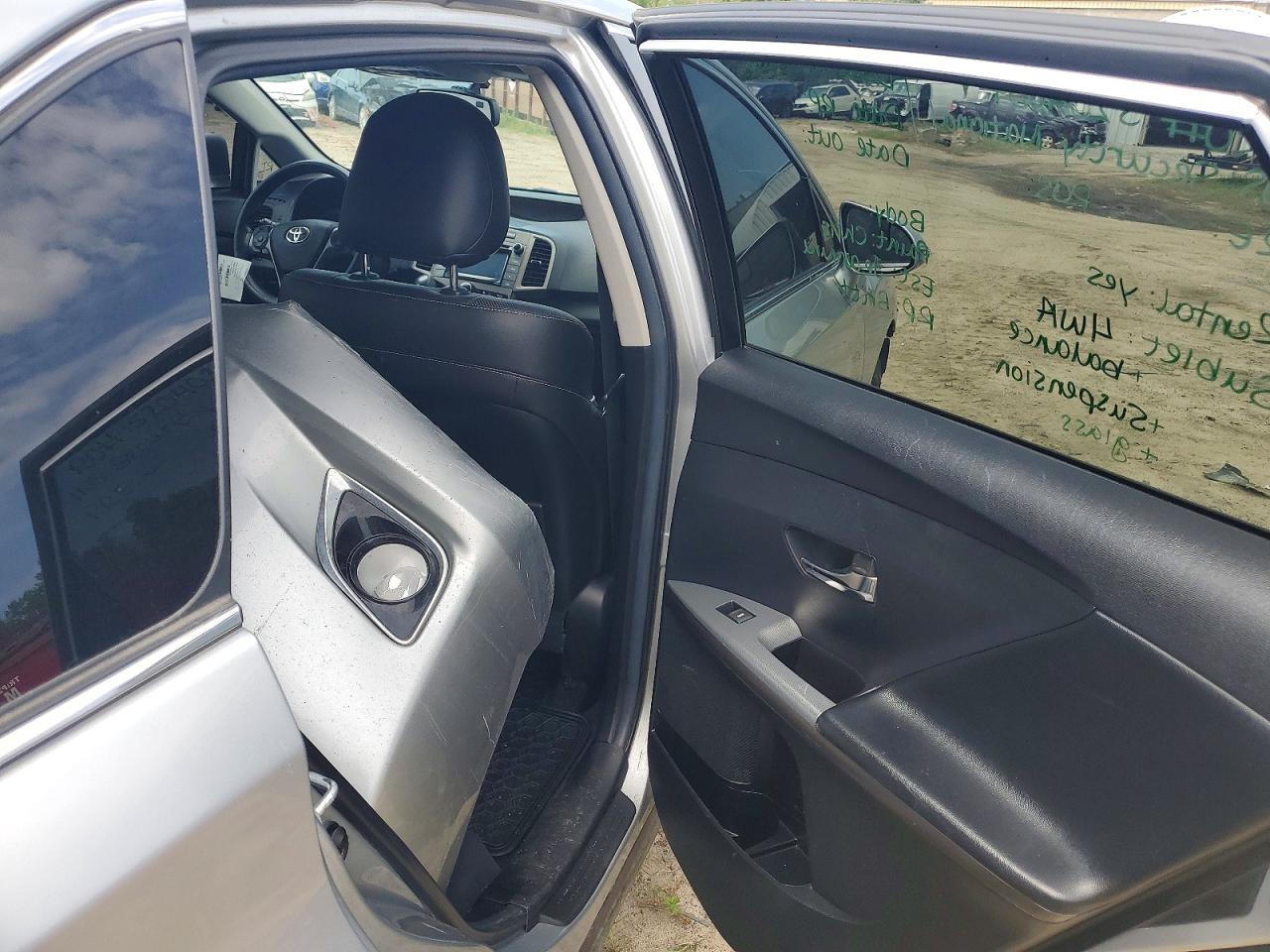 2015 Toyota Venza Le Gray vin: 4T3BA3BB8FU074101
