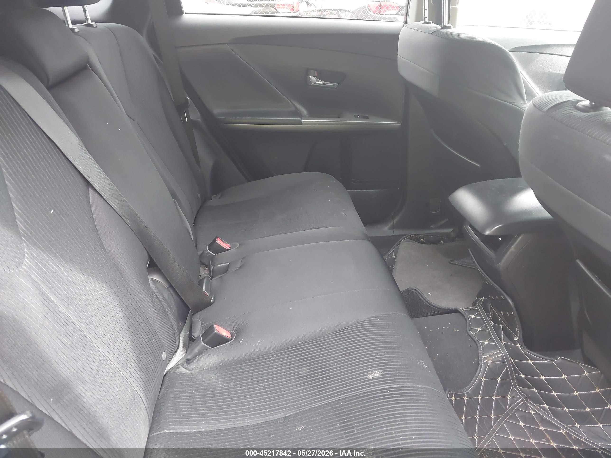 2015 Toyota Venza Le Silver vin: 4T3BA3BB8FU074406