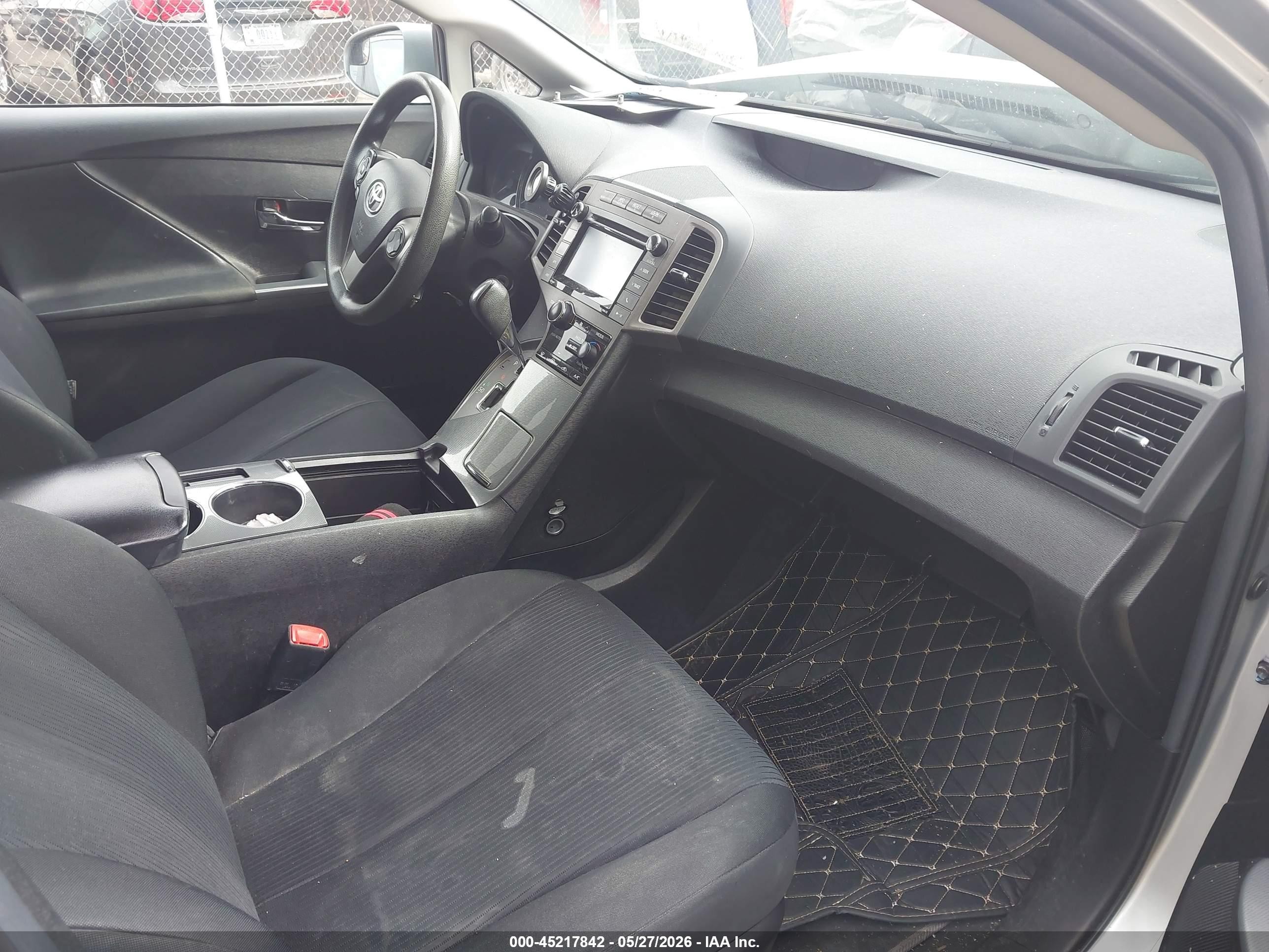 2015 Toyota Venza Le Silver vin: 4T3BA3BB8FU074406