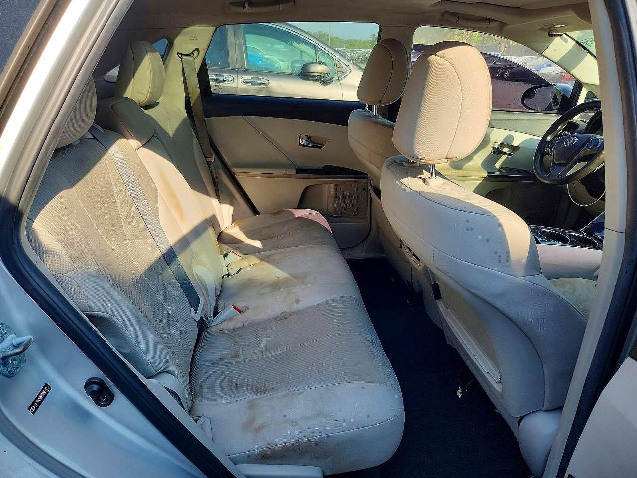 2013 Toyota Venza Le Silver vin: 4T3BA3BB9DU039208