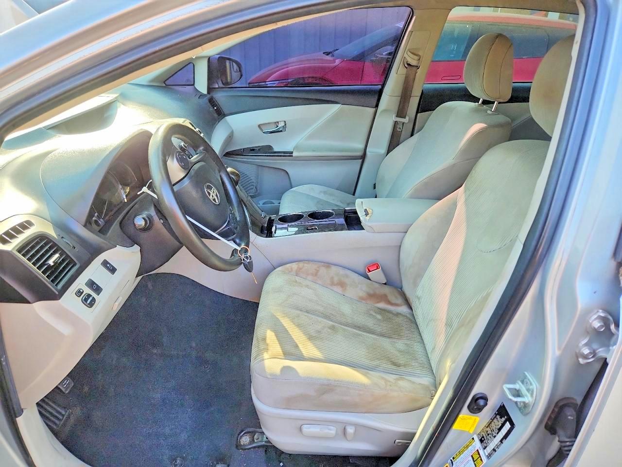 2013 Toyota Venza Le Silver vin: 4T3BA3BB9DU039208