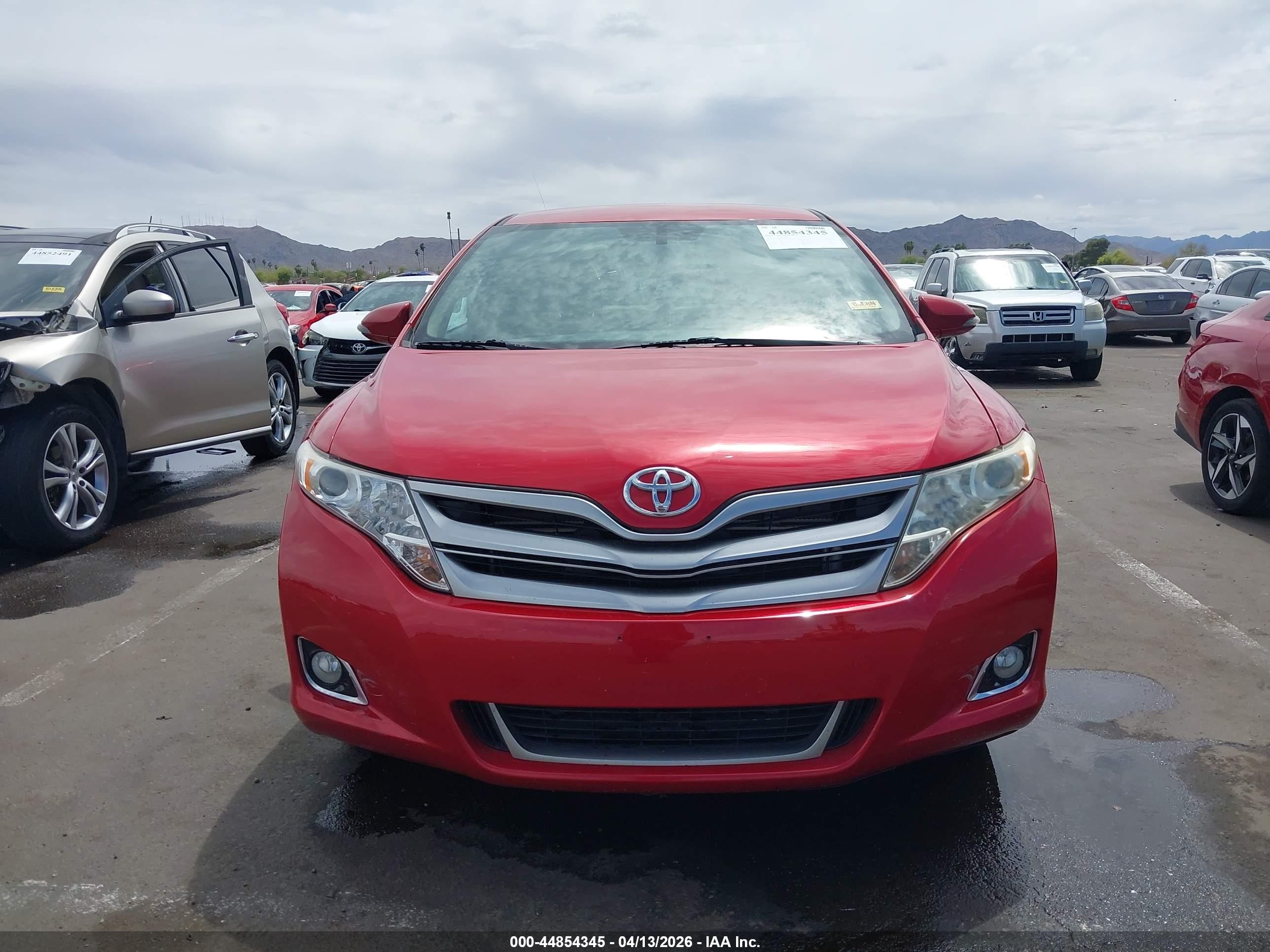 2013 Toyota Venza Le Red vin: 4T3BA3BB9DU041802