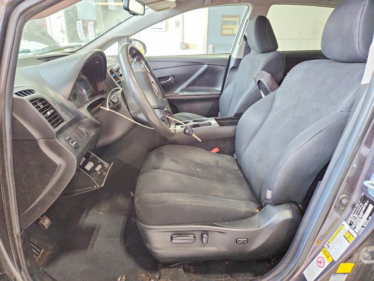 2014 Toyota Venza Le Gray vin: 4T3BA3BB9EU065129