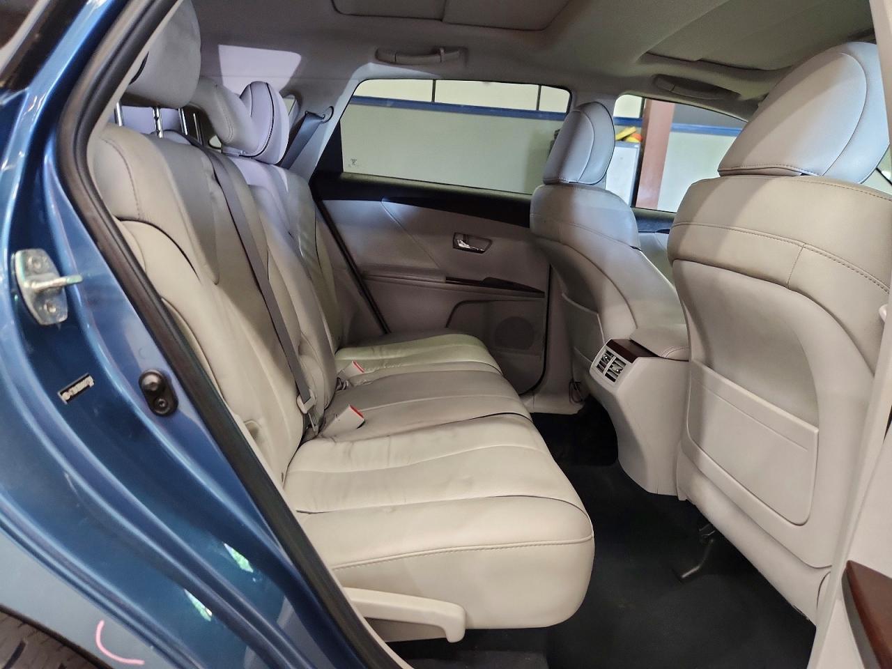 2010 Toyota Venza Awd 4cyl Blue vin: 4T3BA3BBXAU017908