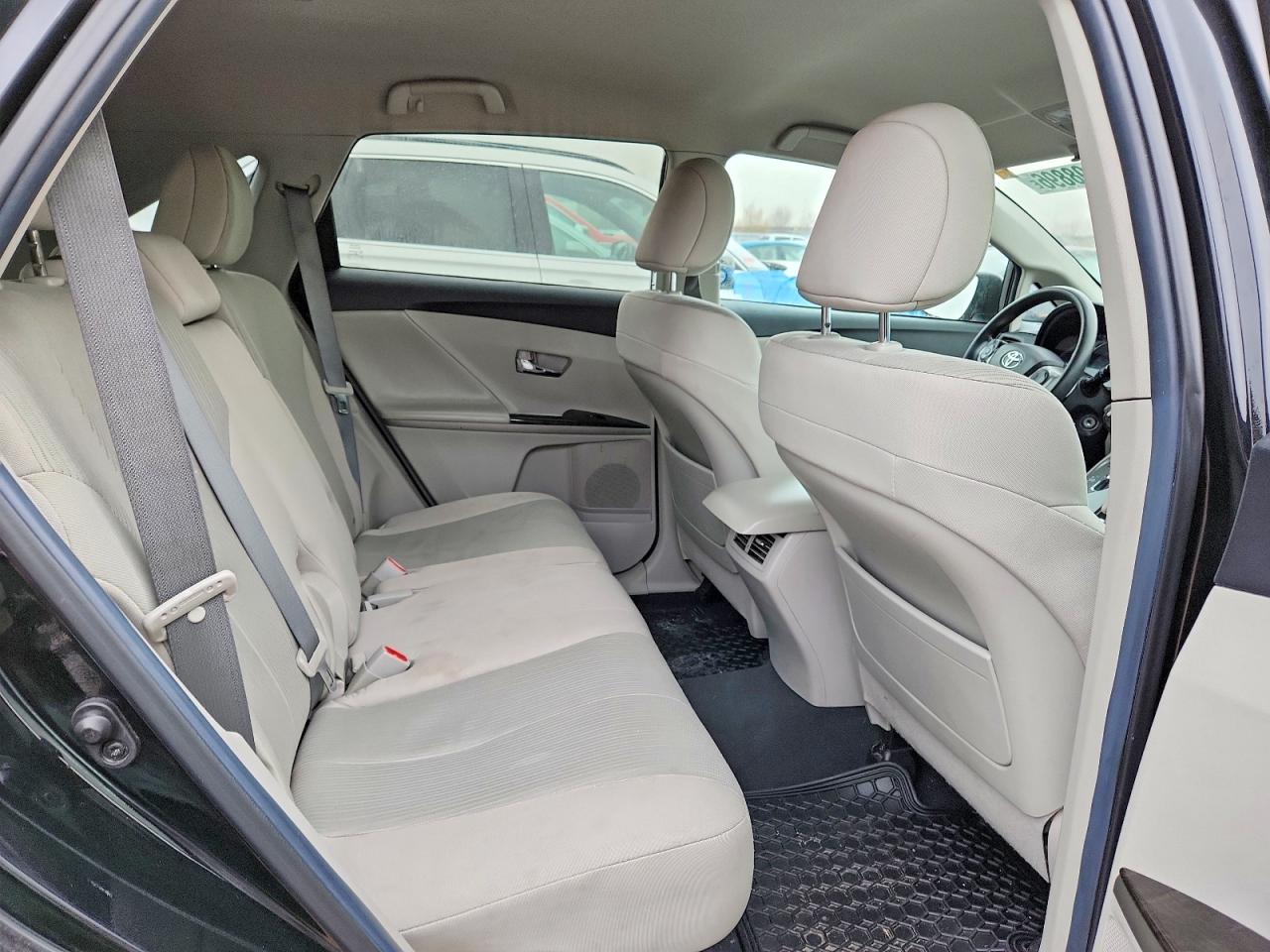 2014 Toyota Venza Le Black vin: 4T3BA3BBXEU060330