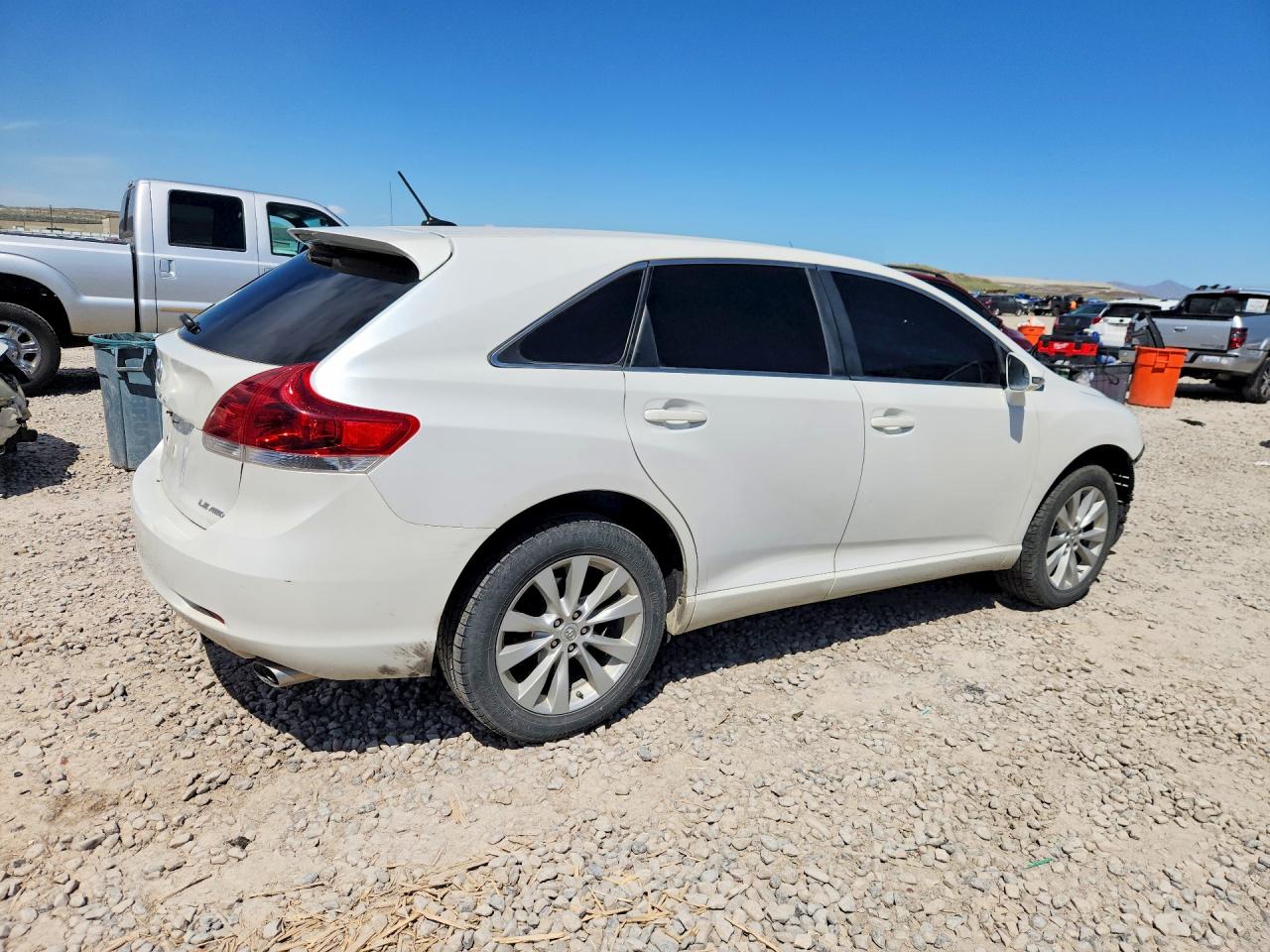 2015 Toyota Venza Le White vin: 4T3BA3BBXFU068042