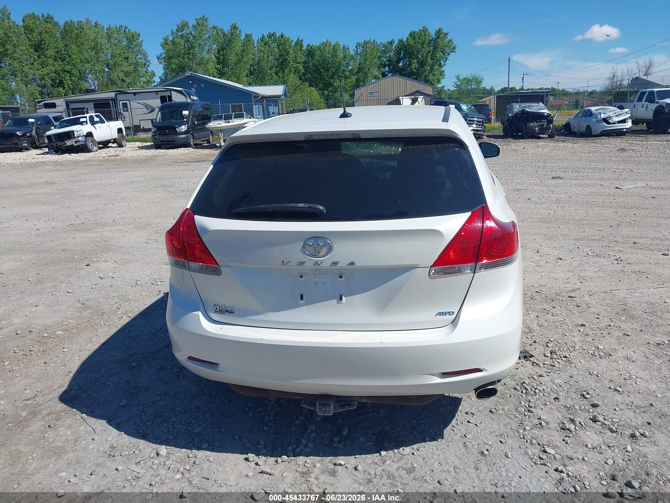 2009 Toyota Venza   White vin: 4T3BE11A19U008642
