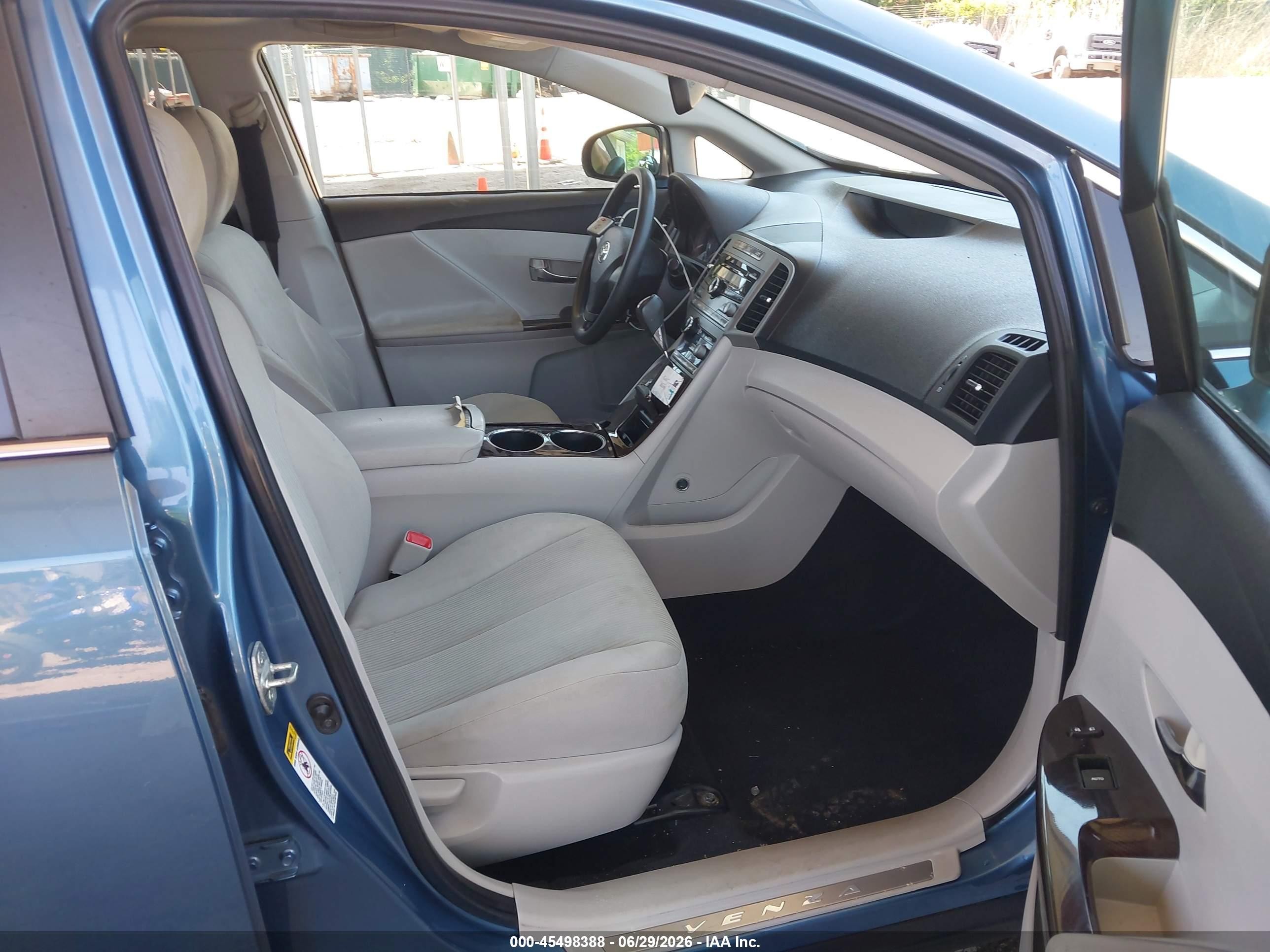 2009 Toyota Venza   Light Blue vin: 4T3BE11A79U006880