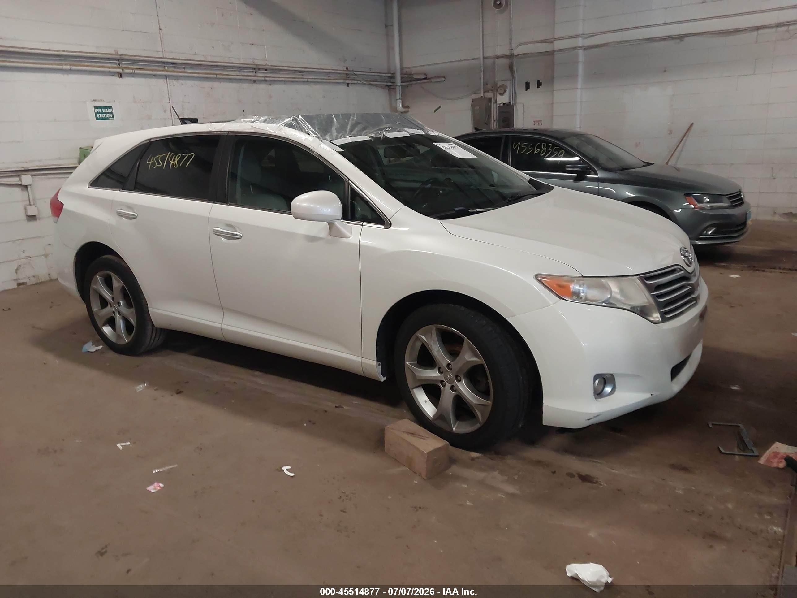 2009 Toyota Venza Base V6 White vin: 4T3BK11A09U001688