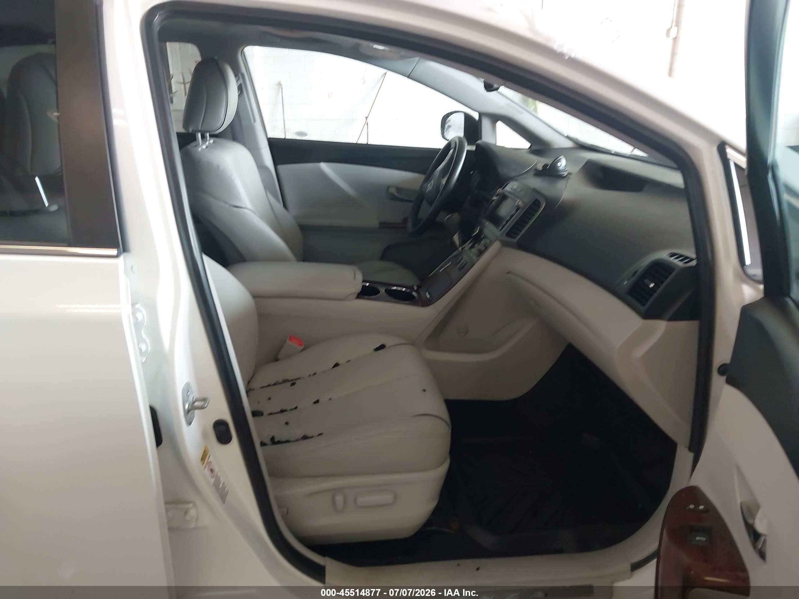 2009 Toyota Venza Base V6 White vin: 4T3BK11A09U001688
