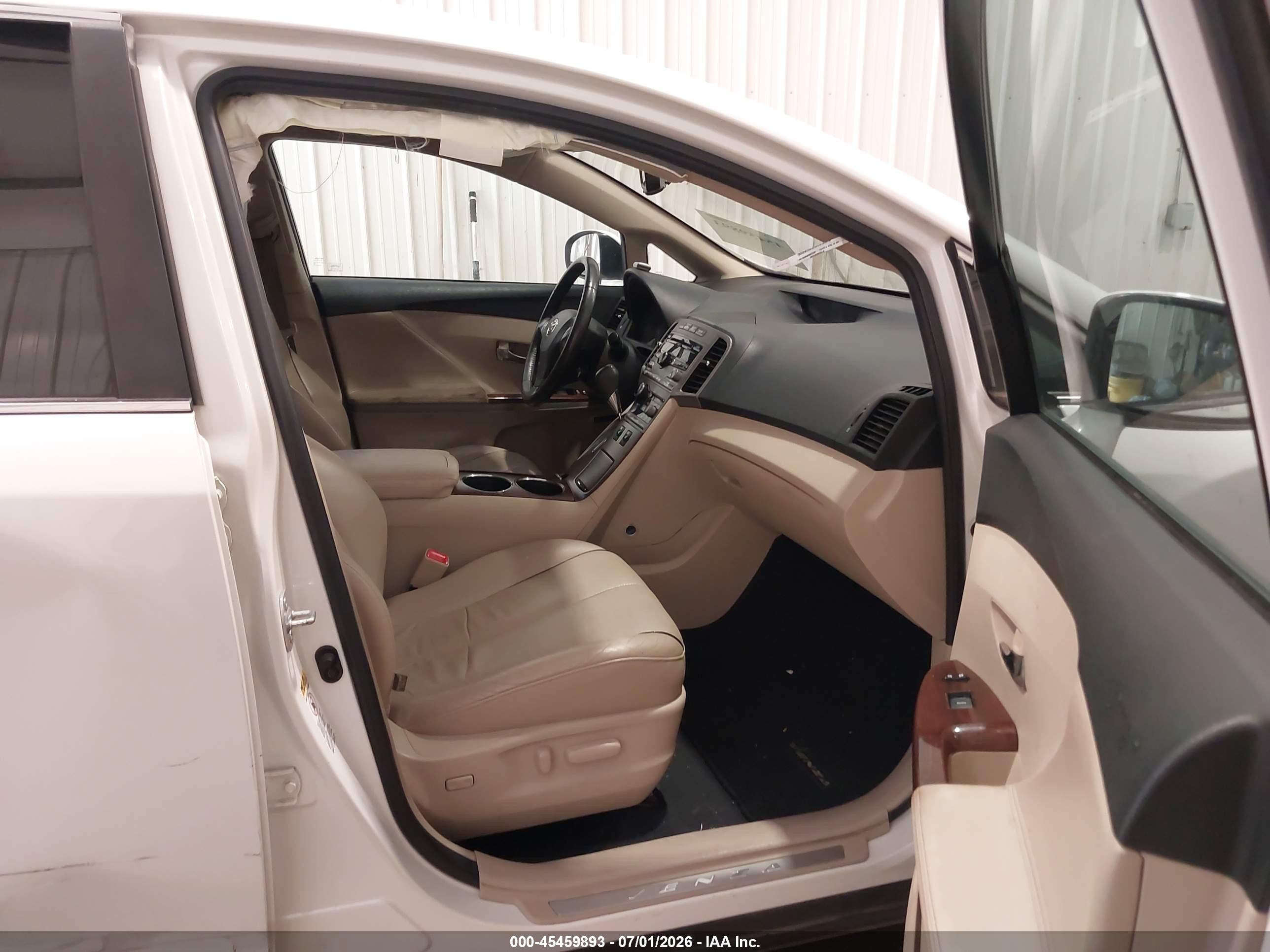 2009 Toyota Venza Base V6 White vin: 4T3BK11A09U020595