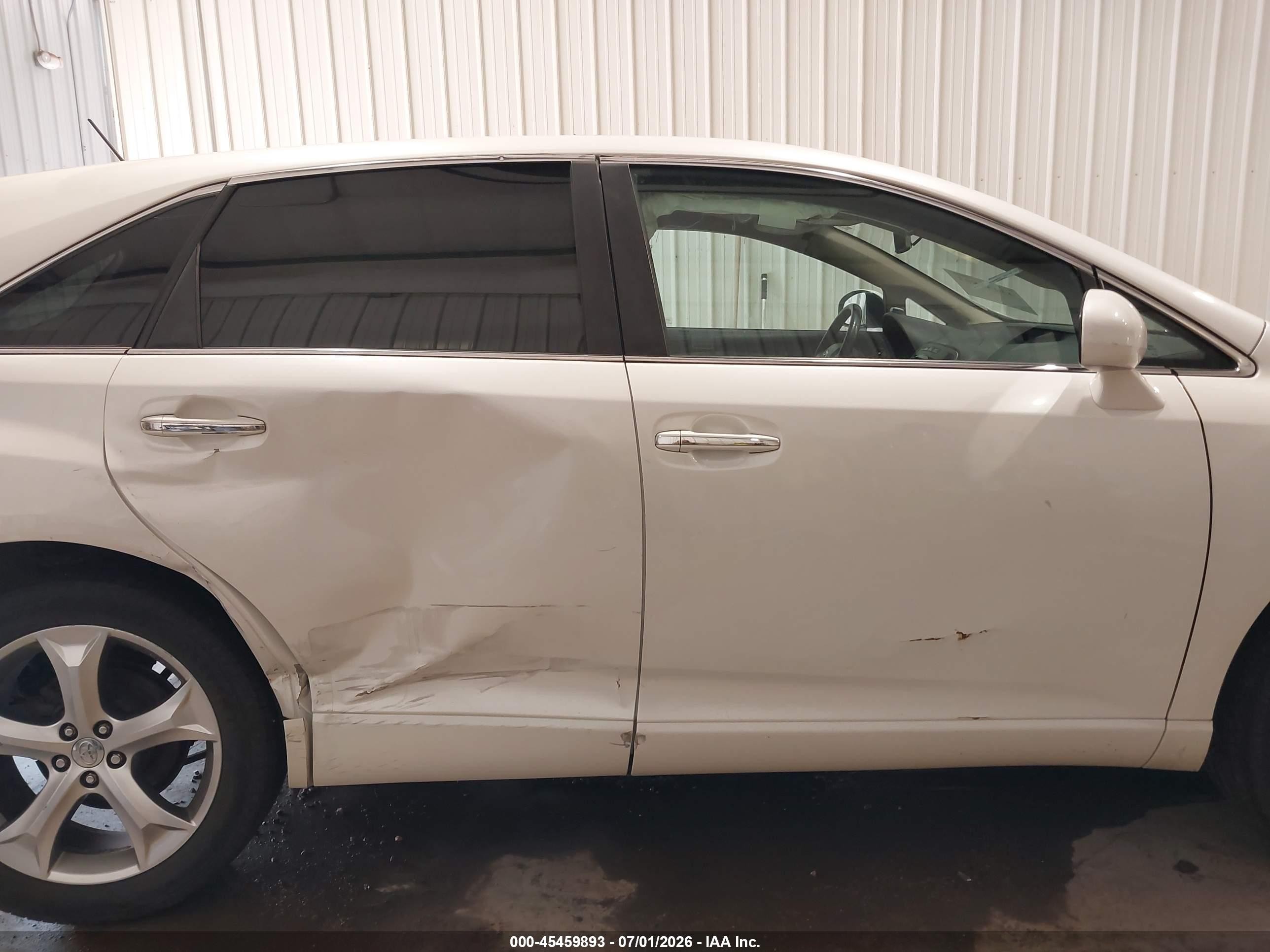 2009 Toyota Venza Base V6 White vin: 4T3BK11A09U020595
