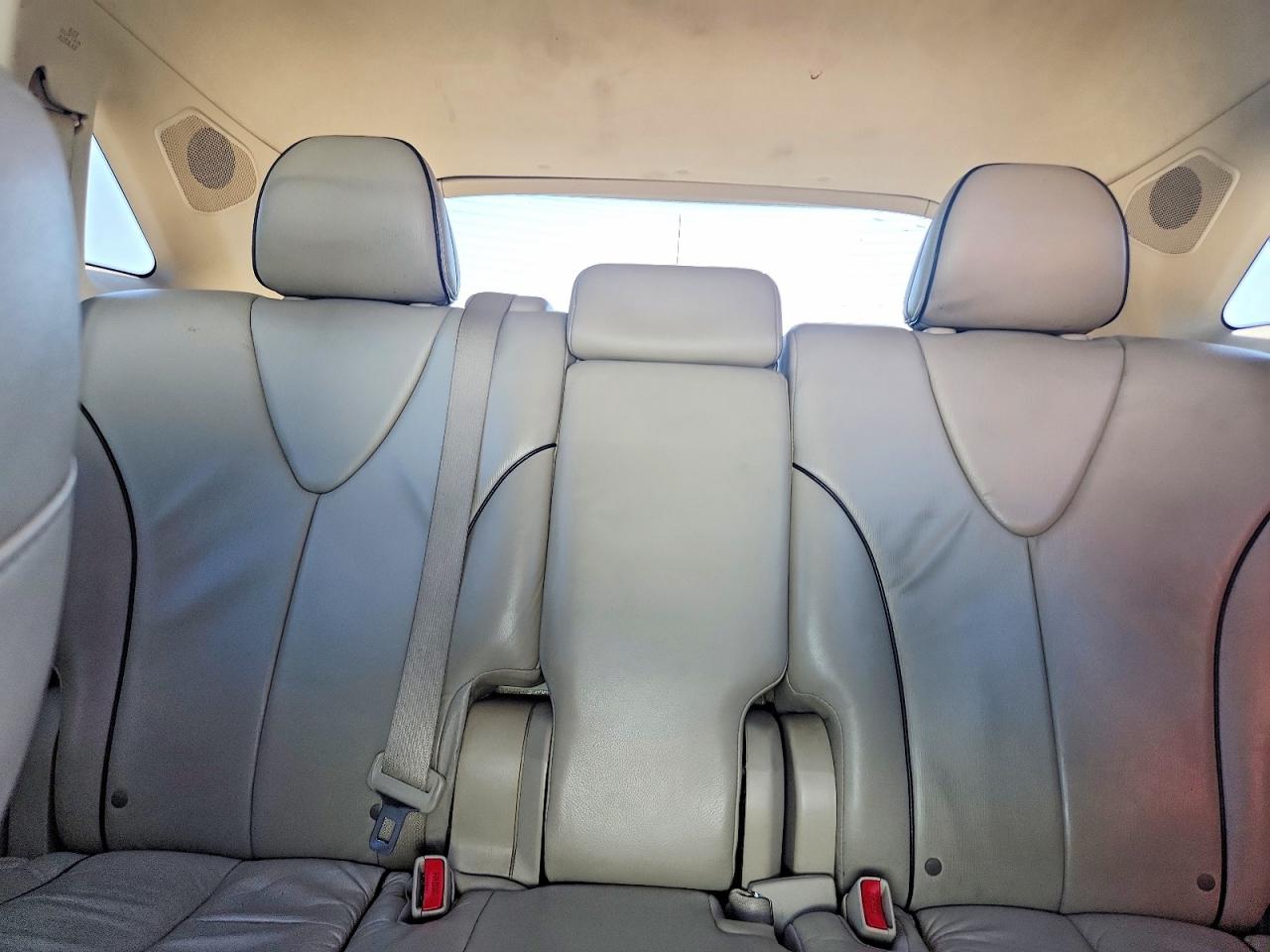 2009 Toyota Venza Awd V6 White vin: 4T3BK11A19U023697