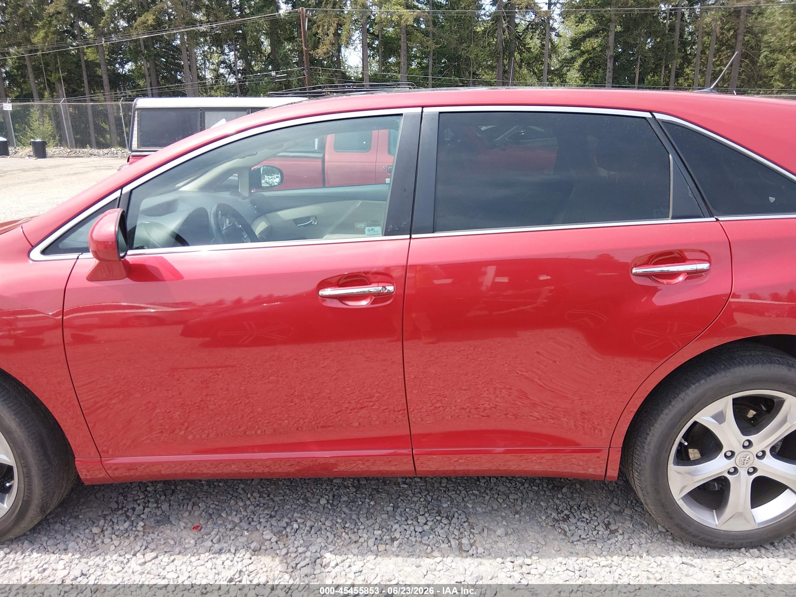2009 Toyota Venza Base V6 Red vin: 4T3BK11A29U025071