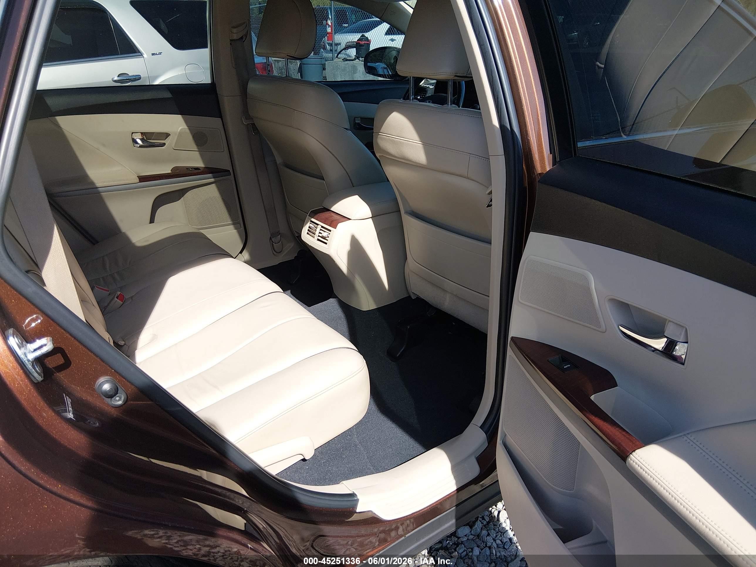 2009 Toyota Venza Base V6 Brown vin: 4T3BK11A39U014144