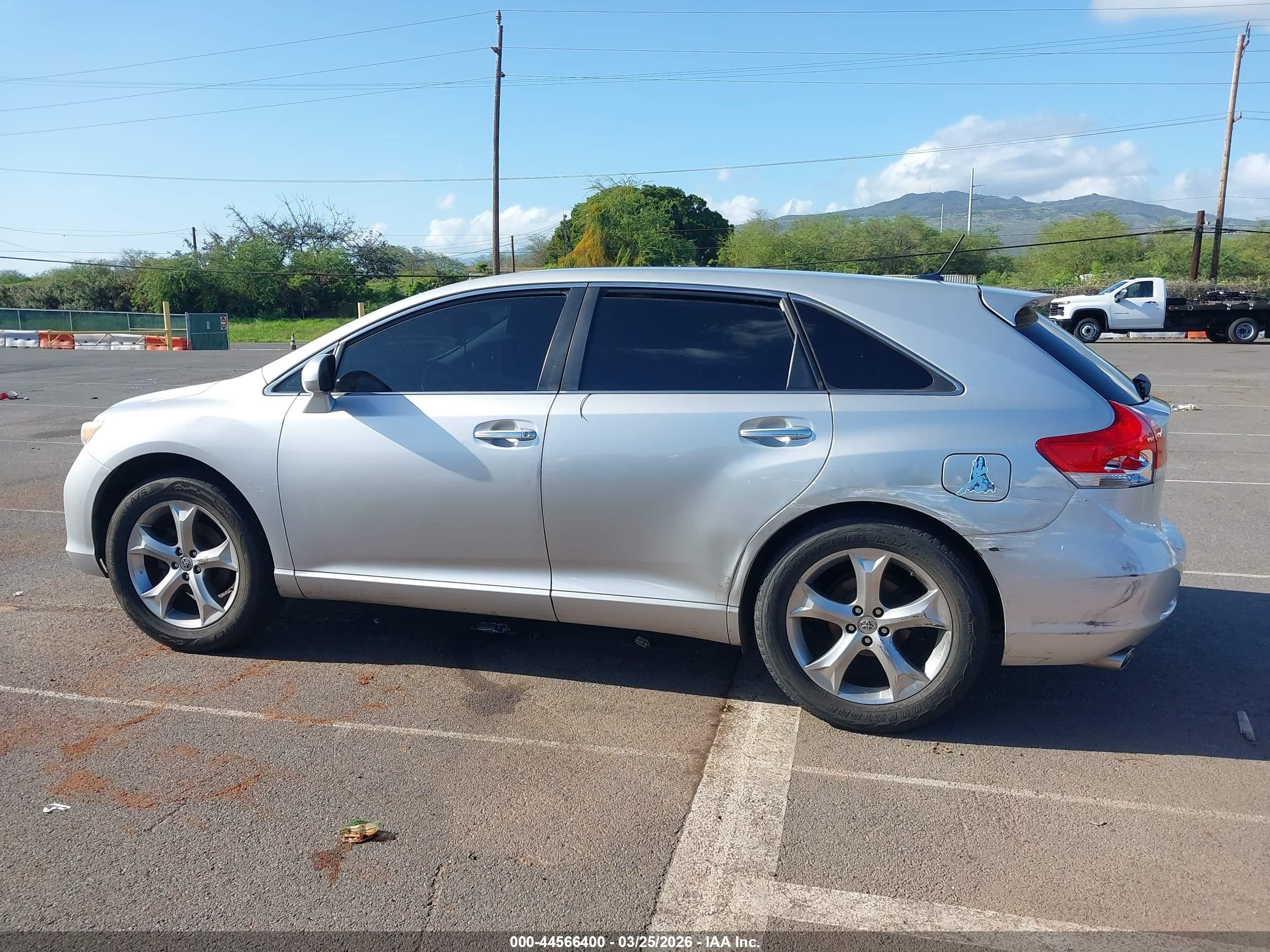 2009 Toyota Venza Base V6 Silver vin: 4T3BK11A49U019983
