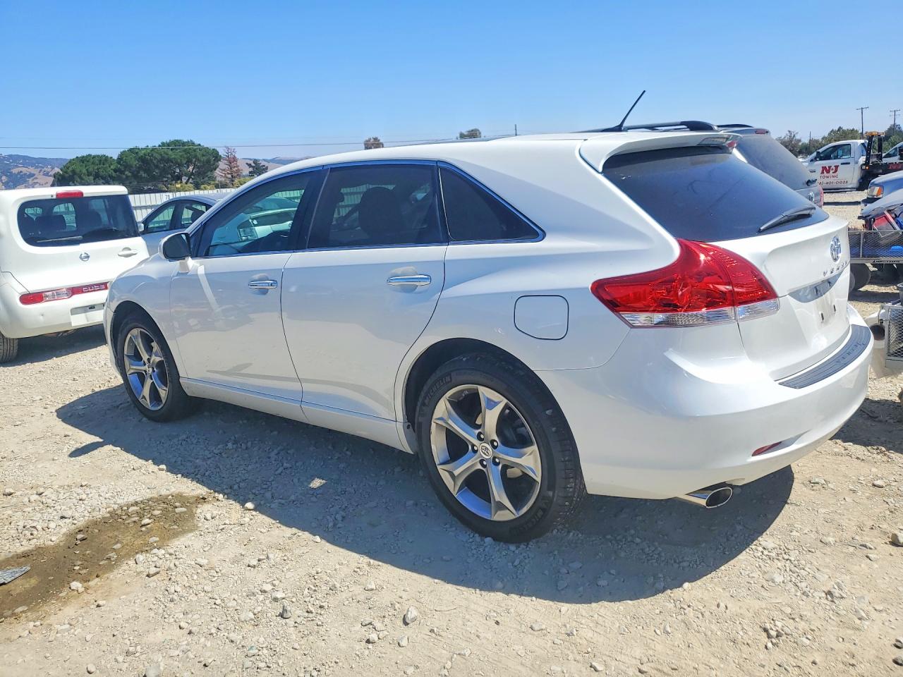 2009 Toyota Venza Awd V6 White vin: 4T3BK11A69U009911