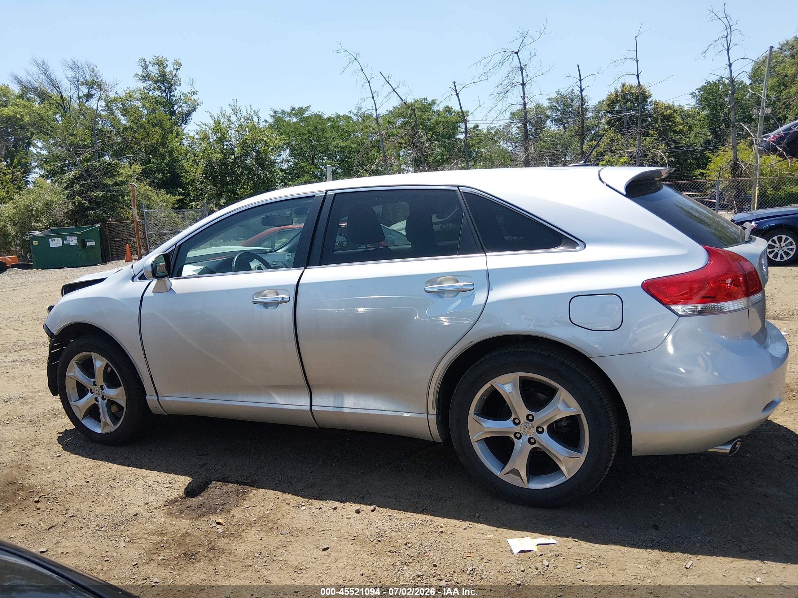 2009 Toyota Venza Base V6 Silver vin: 4T3BK11A69U010802