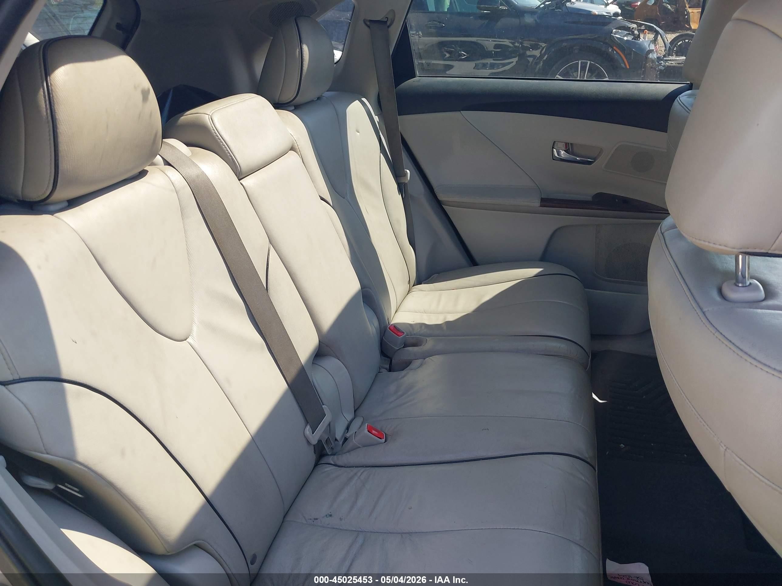 2009 Toyota Venza Base V6 Silver vin: 4T3BK11A79U007231