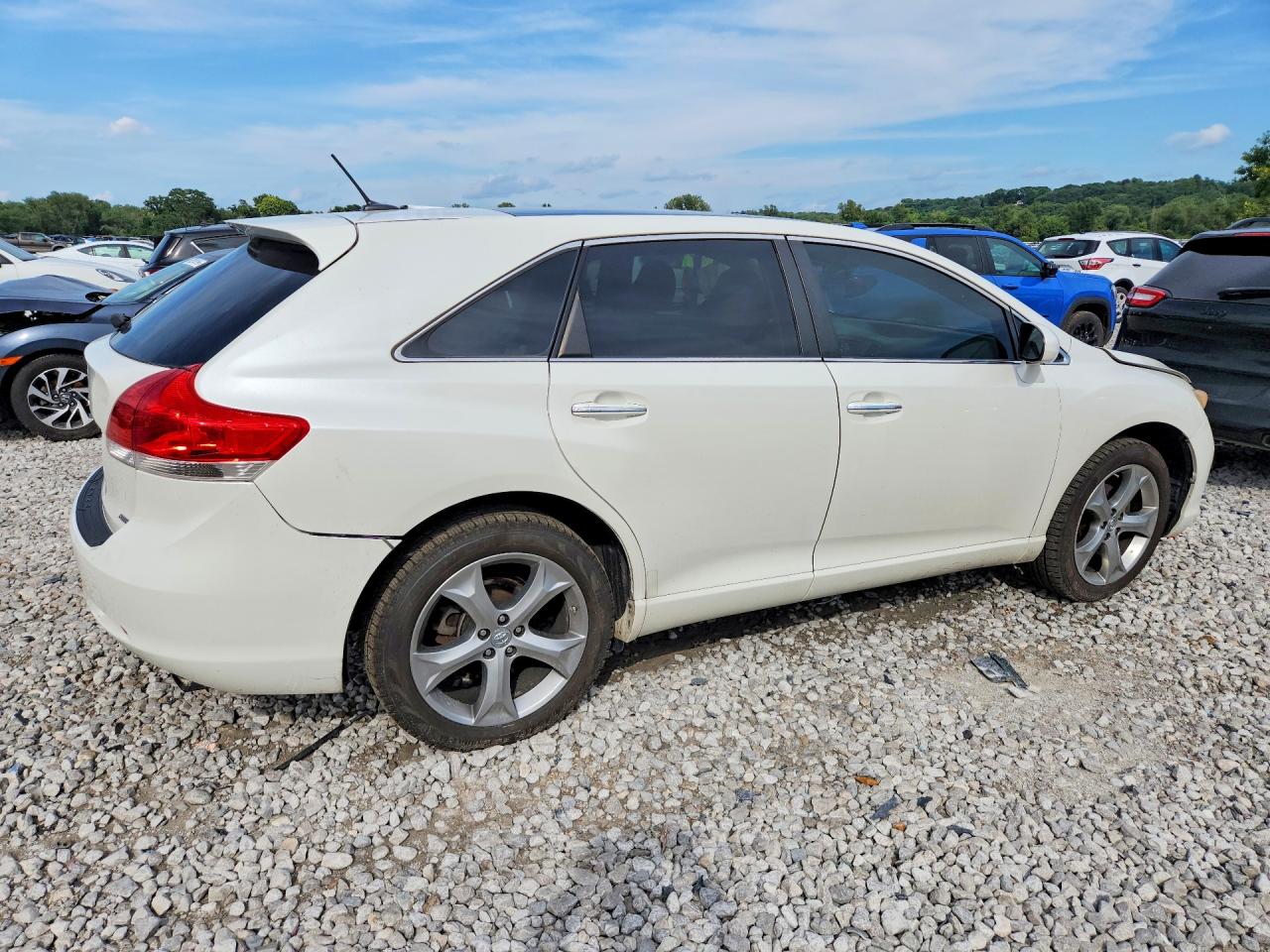 2009 Toyota Venza Awd V6 White vin: 4T3BK11A79U017628