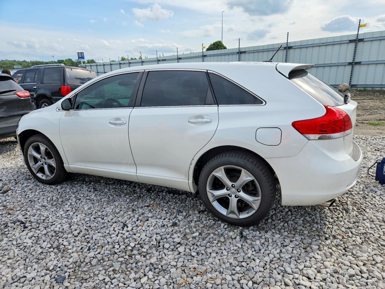 2009 Toyota Venza Awd V6 White vin: 4T3BK11A79U017628