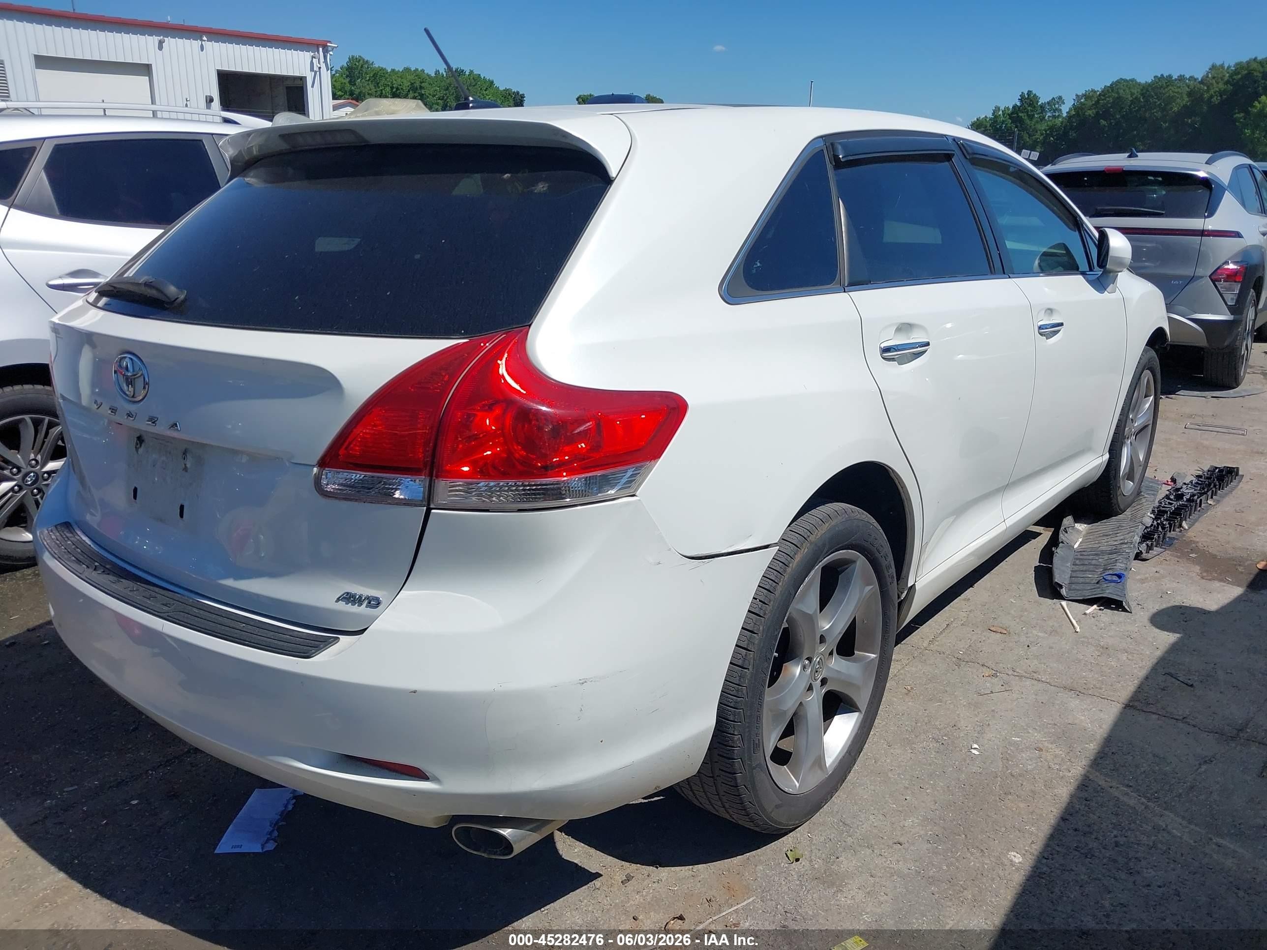 2009 Toyota Venza Base V6 White vin: 4T3BK11A99U011507