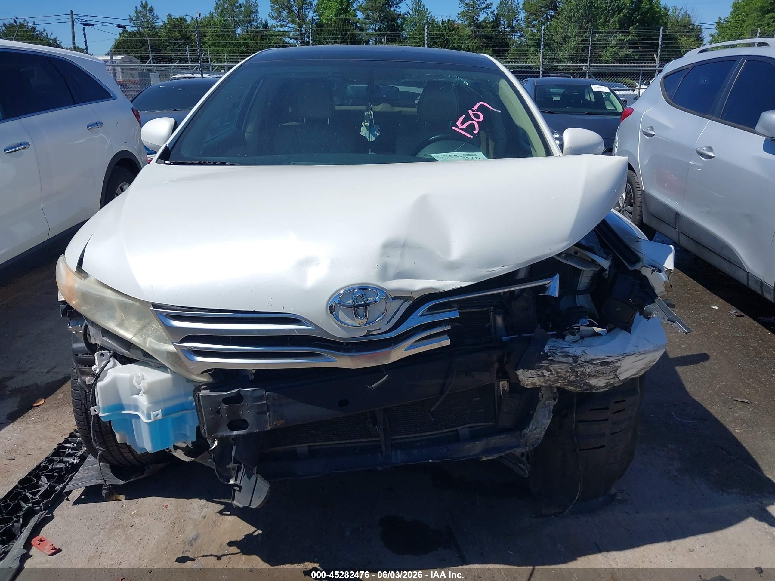 2009 Toyota Venza Base V6 White vin: 4T3BK11A99U011507