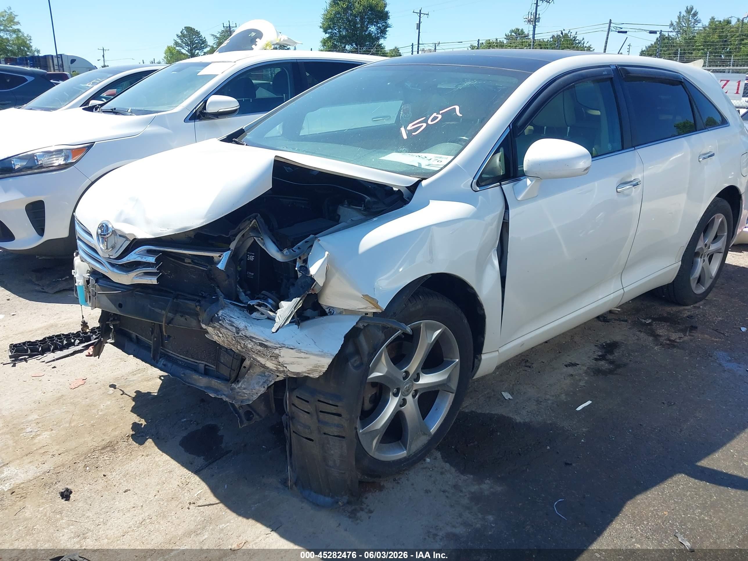 2009 Toyota Venza Base V6 White vin: 4T3BK11A99U011507