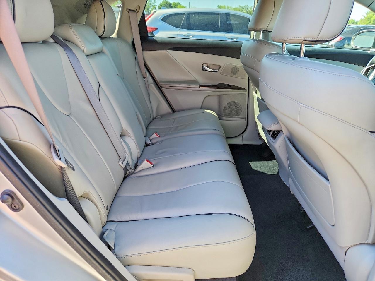 2009 Toyota Venza Awd V6 Silver vin: 4T3BK11AX9U003027