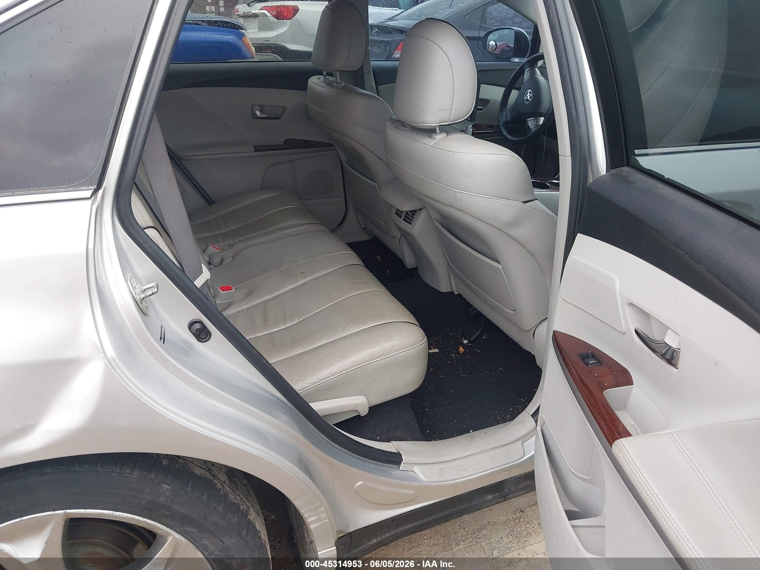 2009 Toyota Venza Base V6 Серебряный vin: 4T3BK11AX9U009927