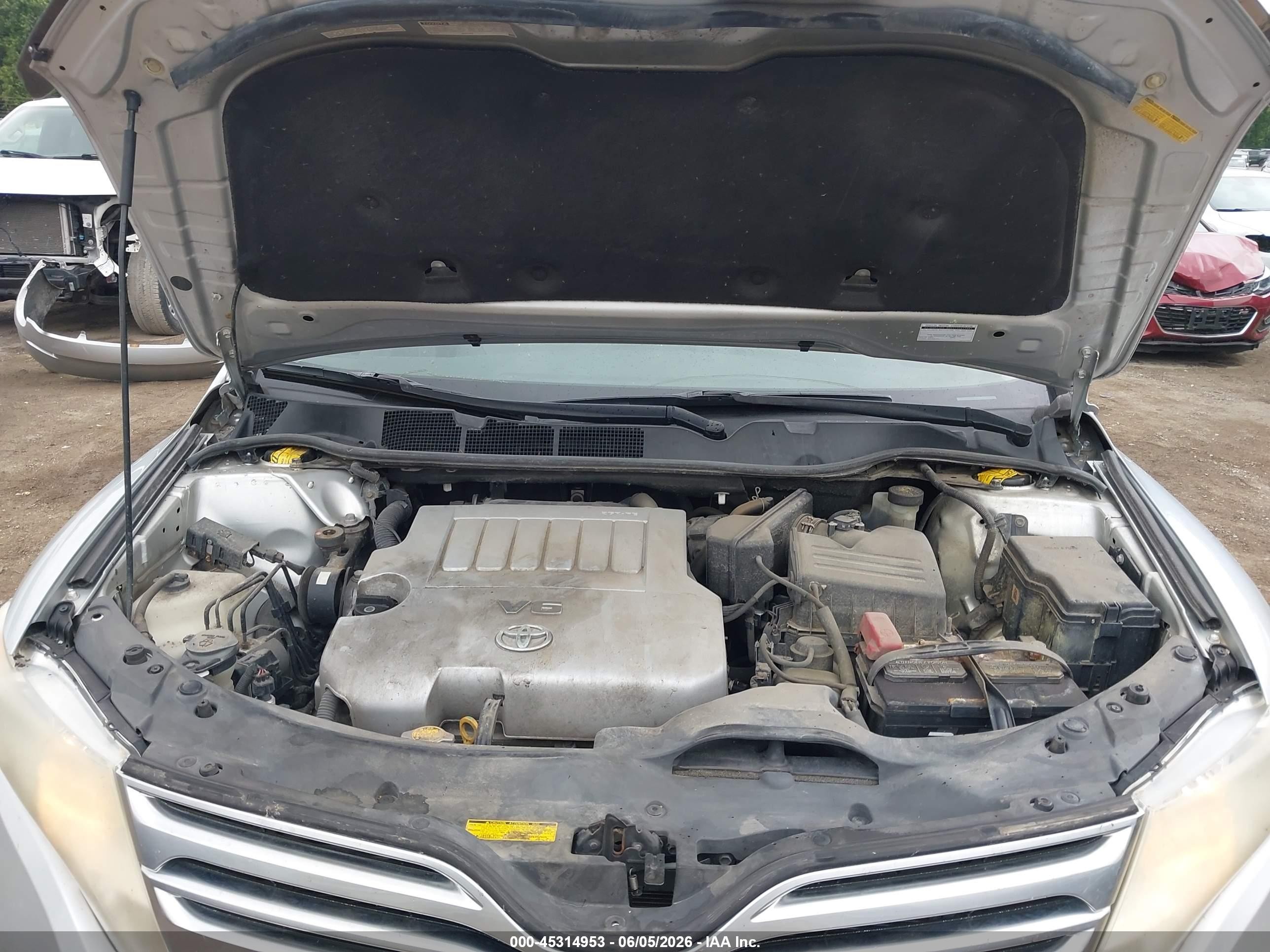 2009 Toyota Venza Base V6 Серебряный vin: 4T3BK11AX9U009927