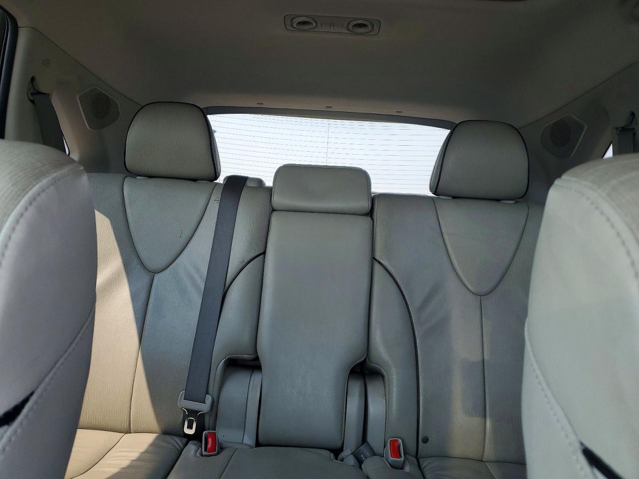 2010 Toyota Venza Awd V6 White vin: 4T3BK3BB0AU032060