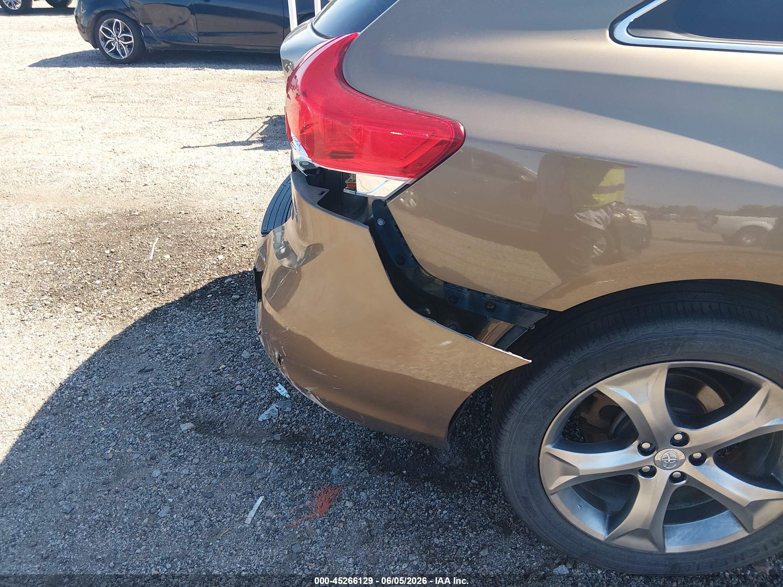 2011 Toyota Venza Base V6 Gold vin: 4T3BK3BB0BU046395
