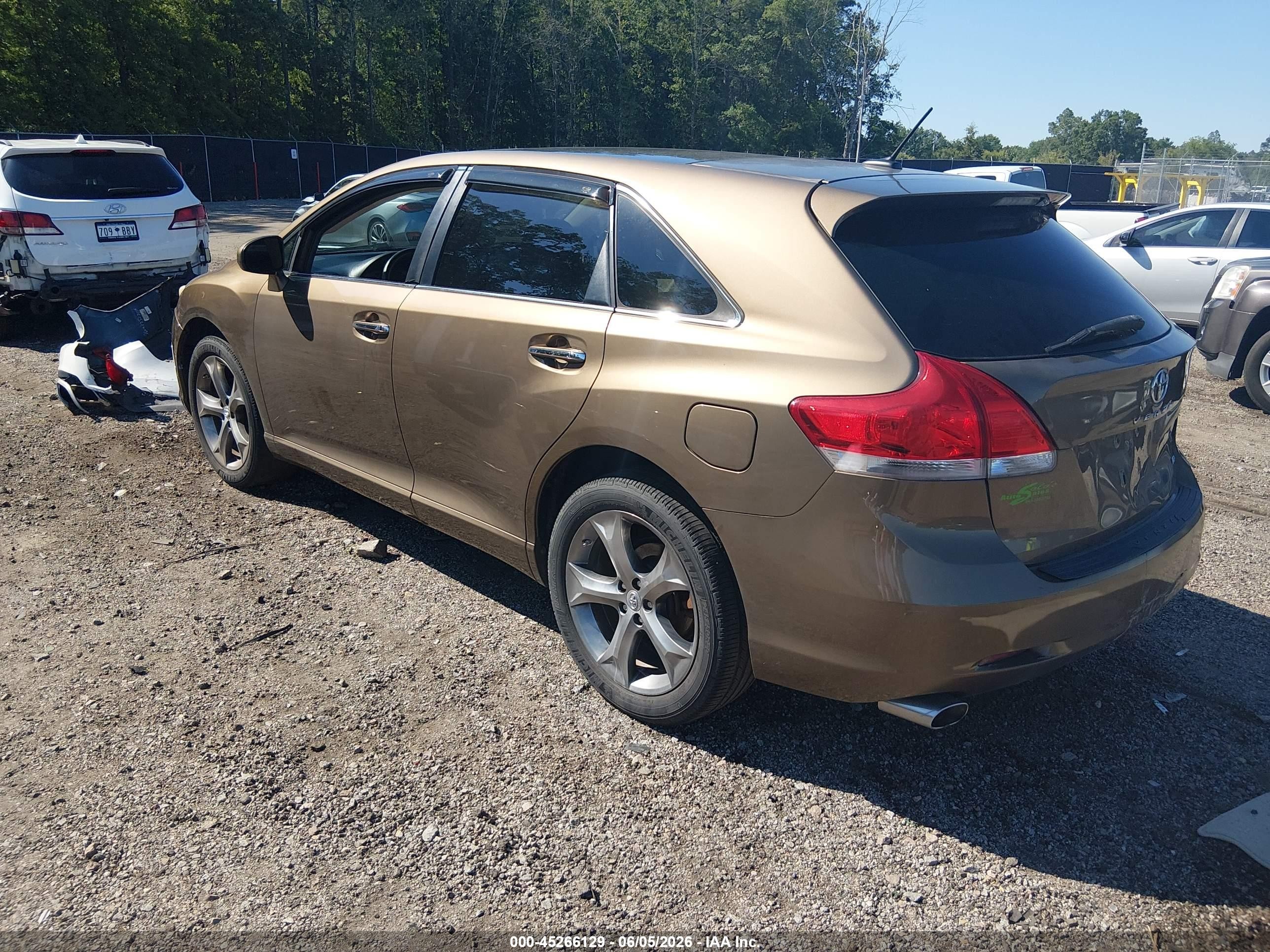 2011 Toyota Venza Base V6 Gold vin: 4T3BK3BB0BU046395