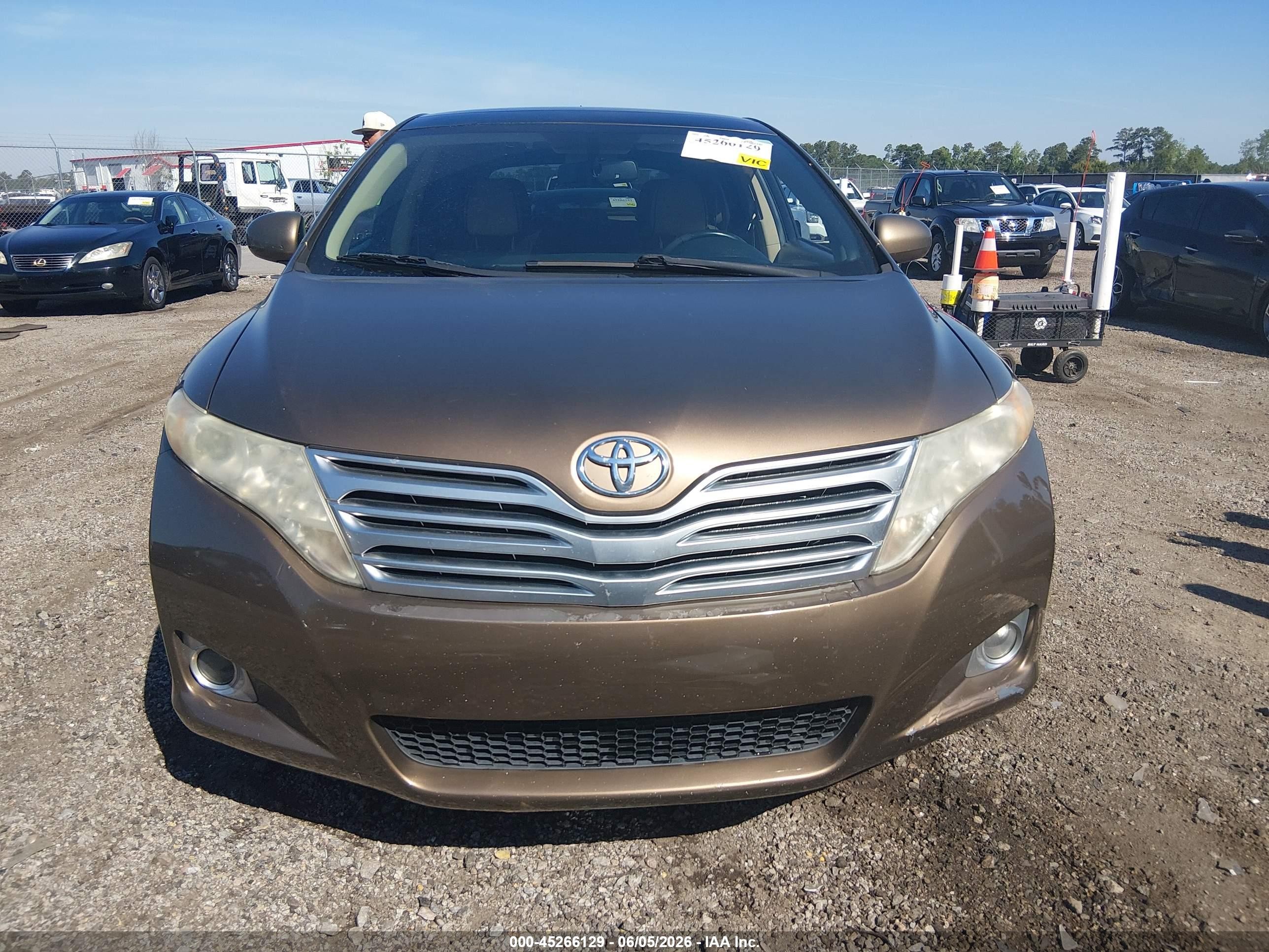 2011 Toyota Venza Base V6 Gold vin: 4T3BK3BB0BU046395